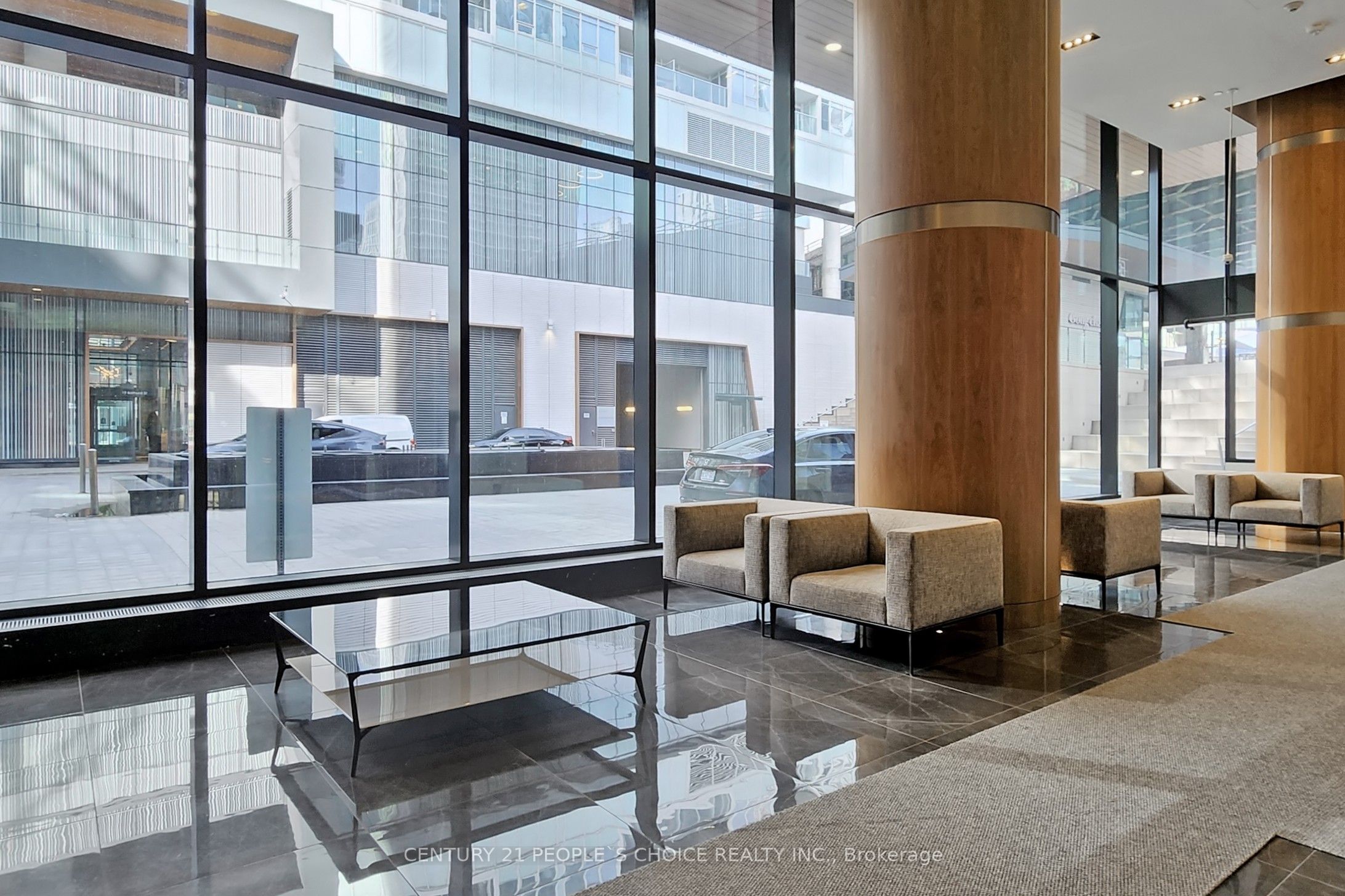 17 Bathurst Street N 1006, Toronto, ON M5V 0N1 photo 5