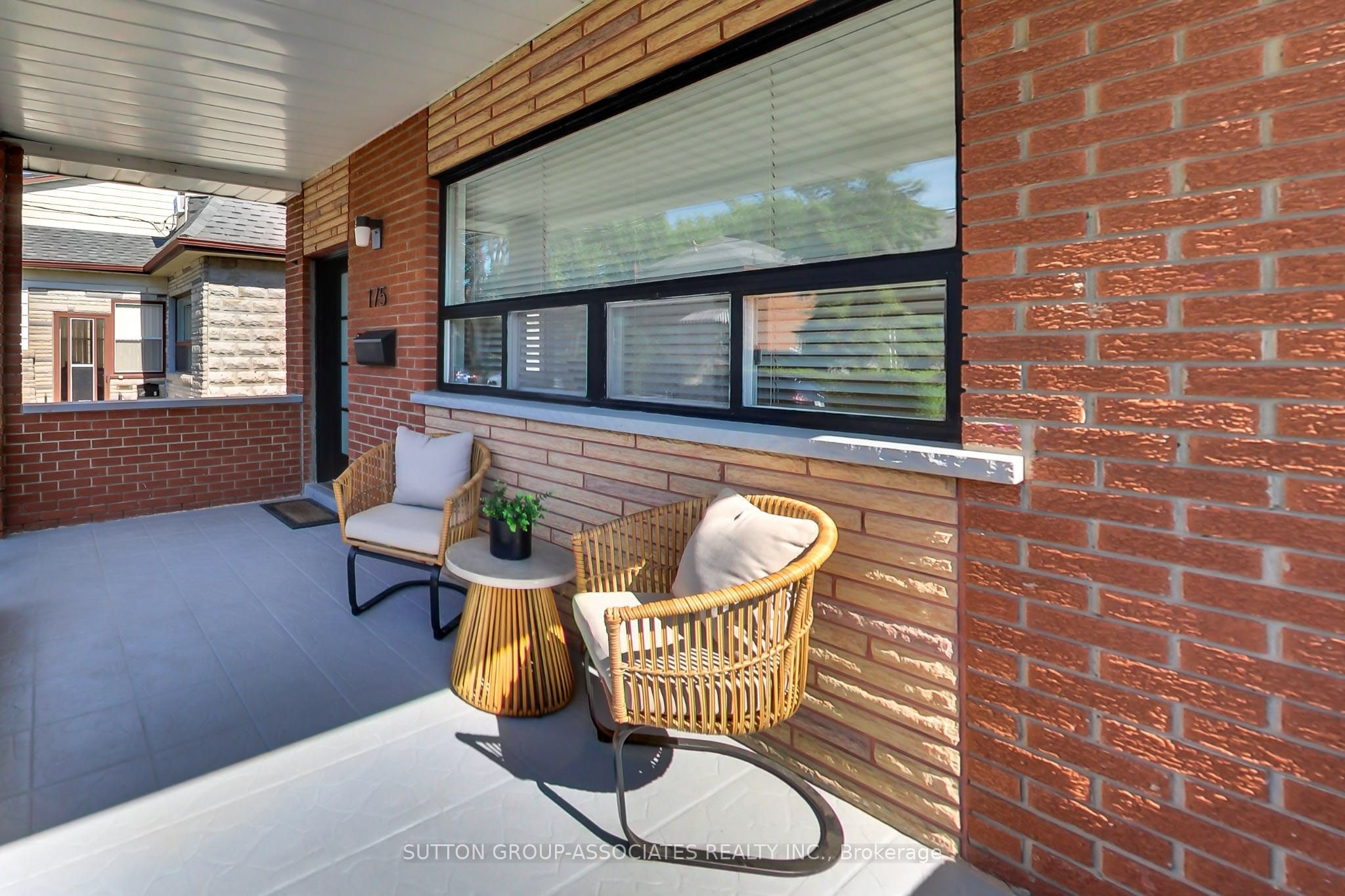 175 Earlsdale Avenue, Toronto, ON M6E 1L3 photo 4
