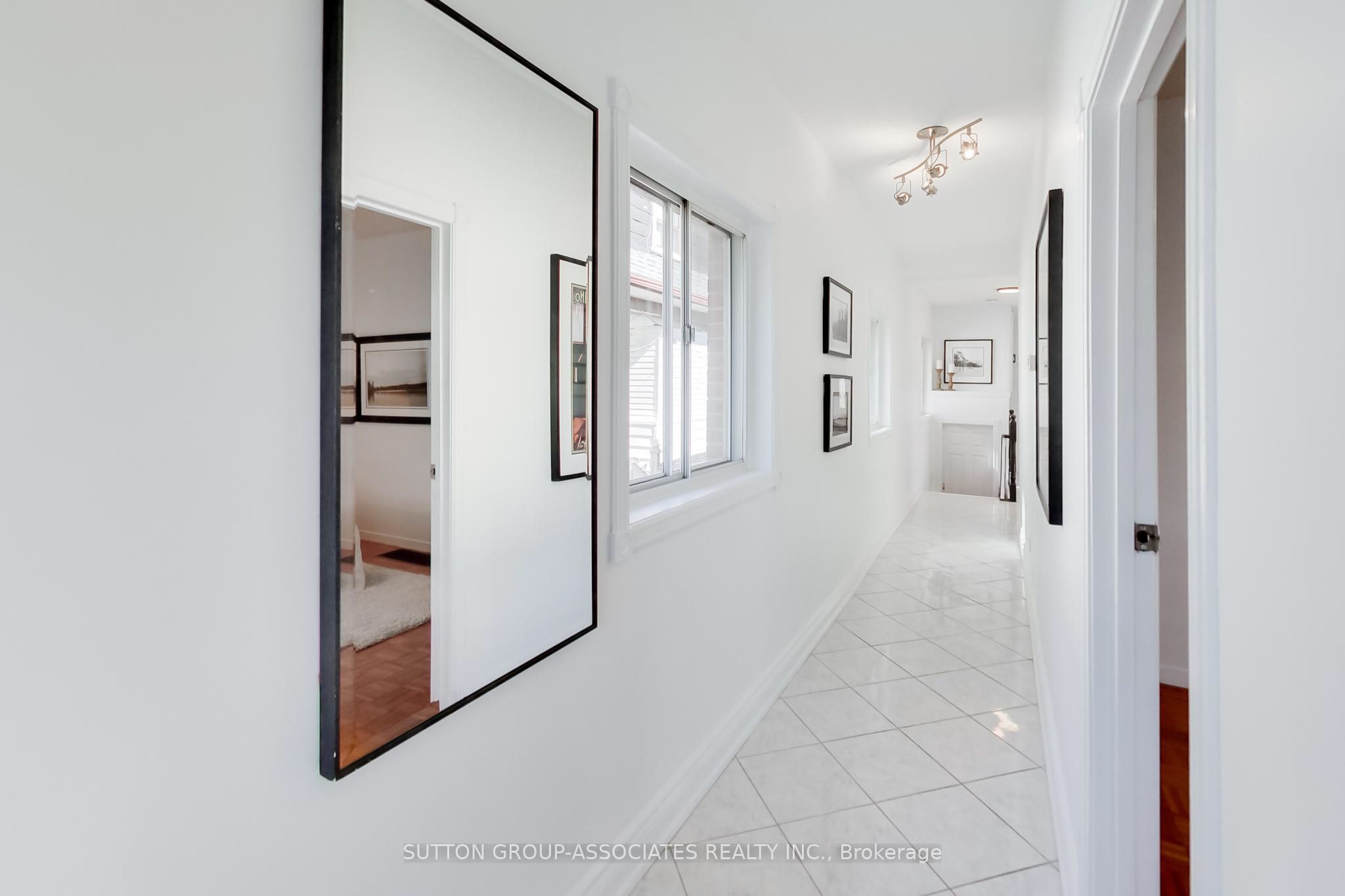 175 Earlsdale Avenue, Toronto, ON M6E 1L3 photo 5