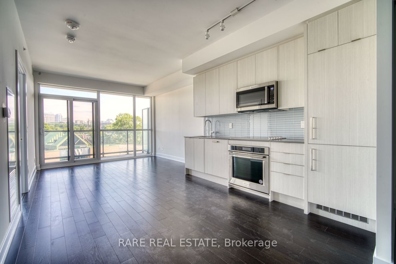 181 Bedford Road 503, Toronto, ON M5R 0C2