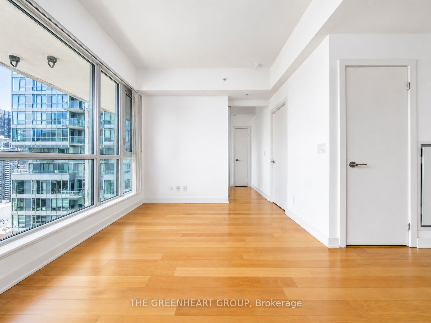 199 Richmond Street W 2605, Toronto, ON M5V 0H4 photo 3