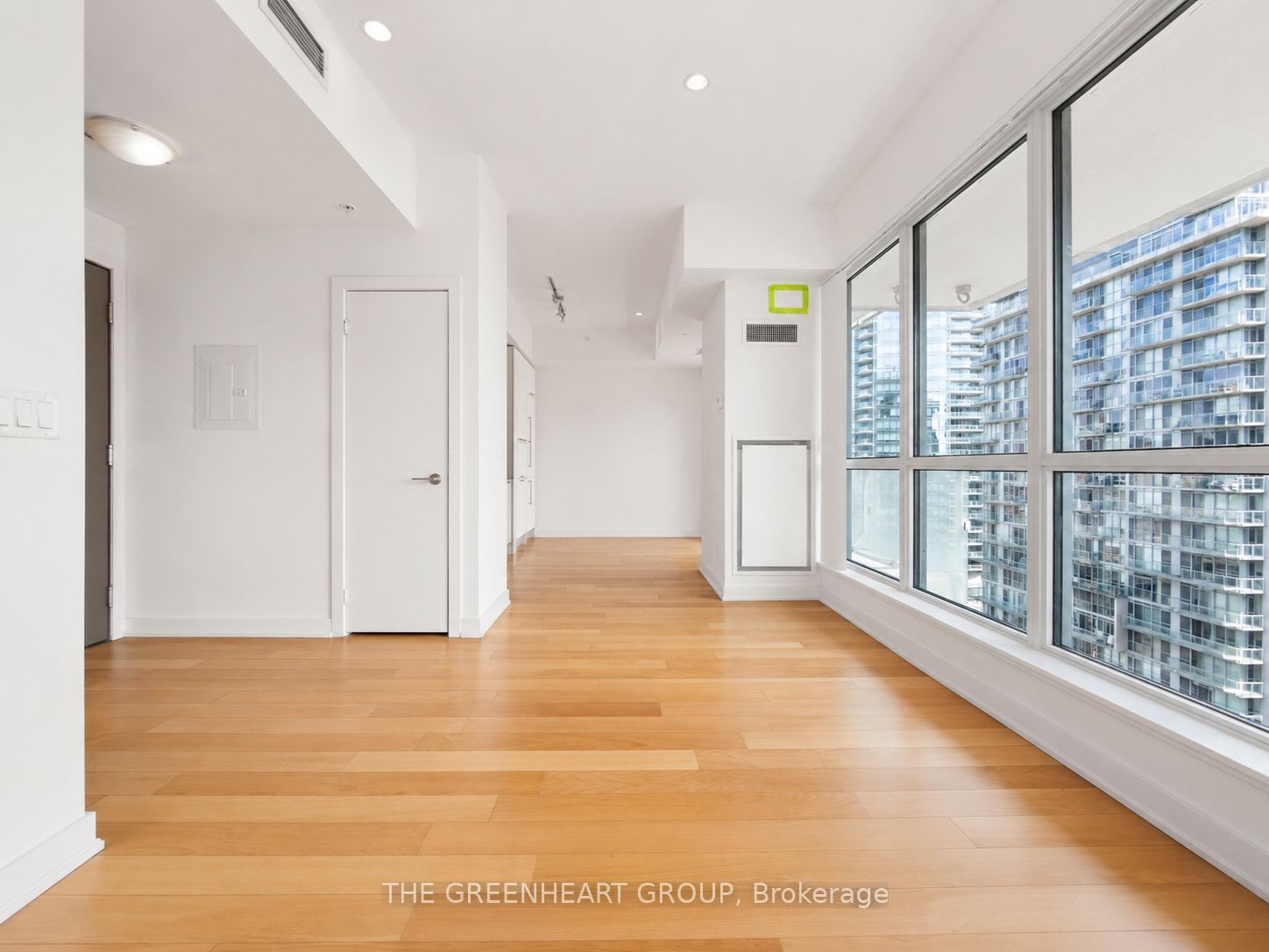 199 Richmond Street W 2605, Toronto, ON M5V 0H4 photo 4