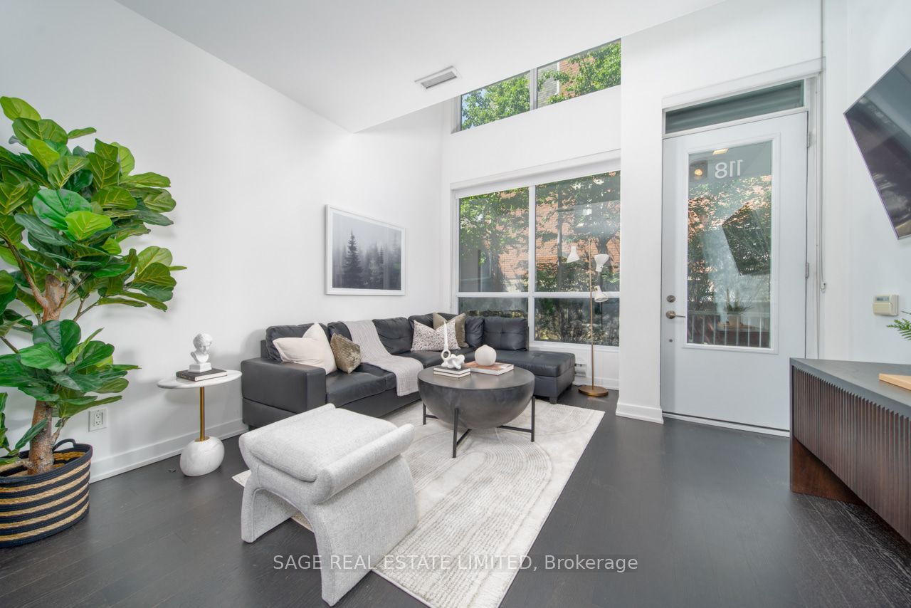 1030 King Street W 118, Toronto, ON M6K 3N3