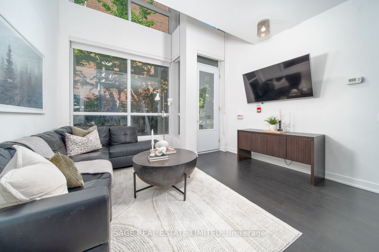 1030 King Street W 118, Toronto, ON M6K 3N3 photo 2