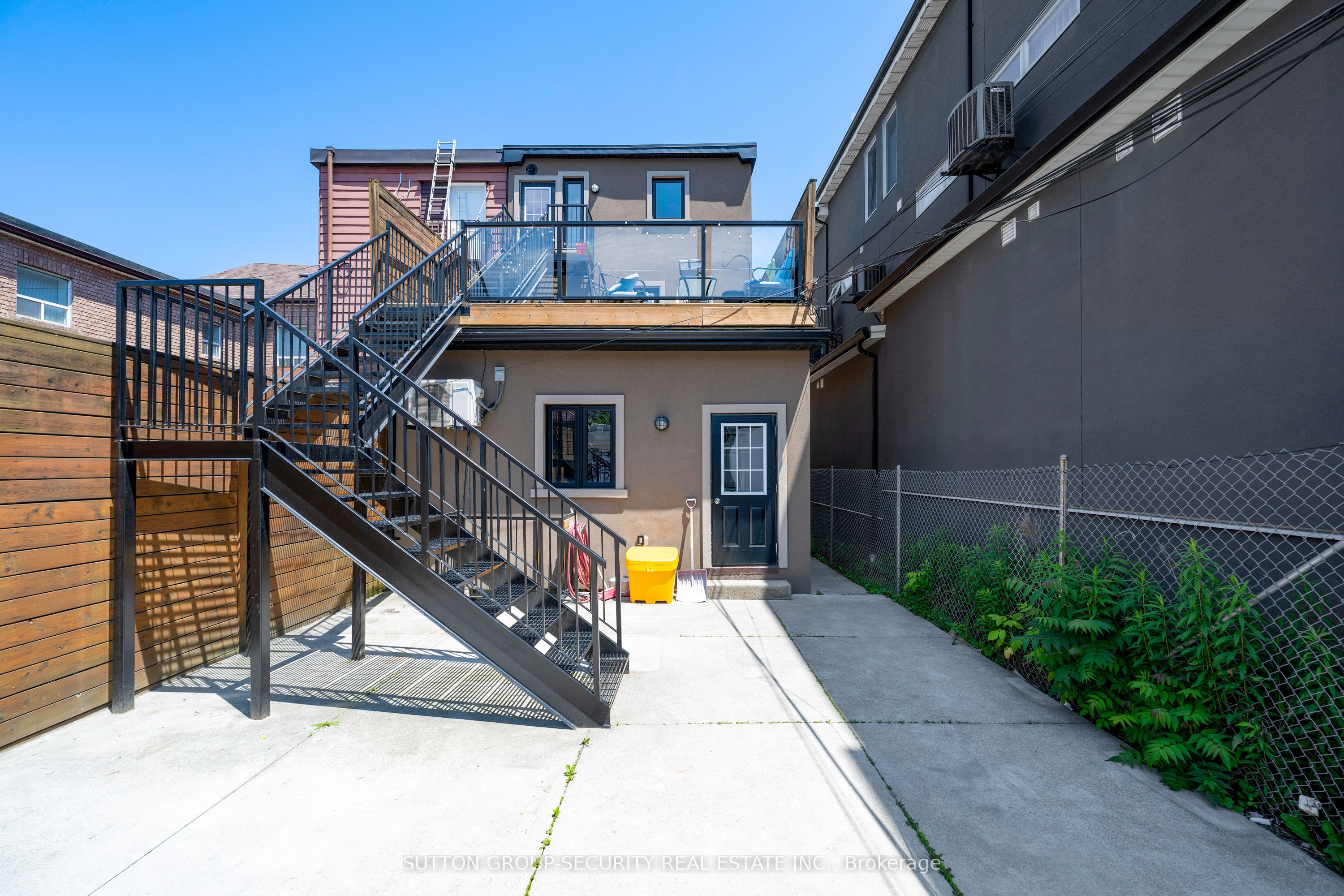 62 Lippincott Street 3, Toronto, ON M5T 2R5 photo 2