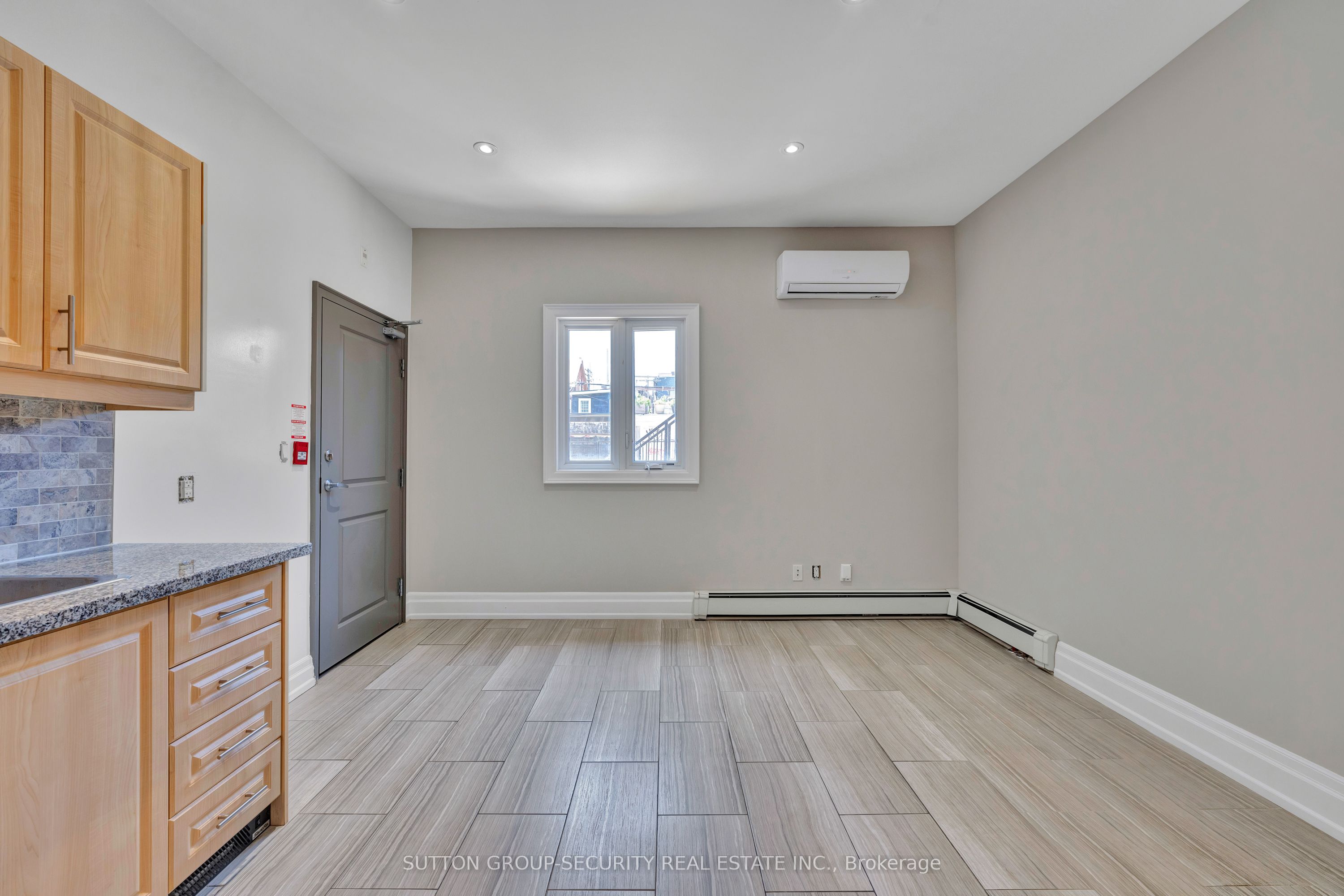 62 Lippincott Street 3, Toronto, ON M5T 2R5 photo 4