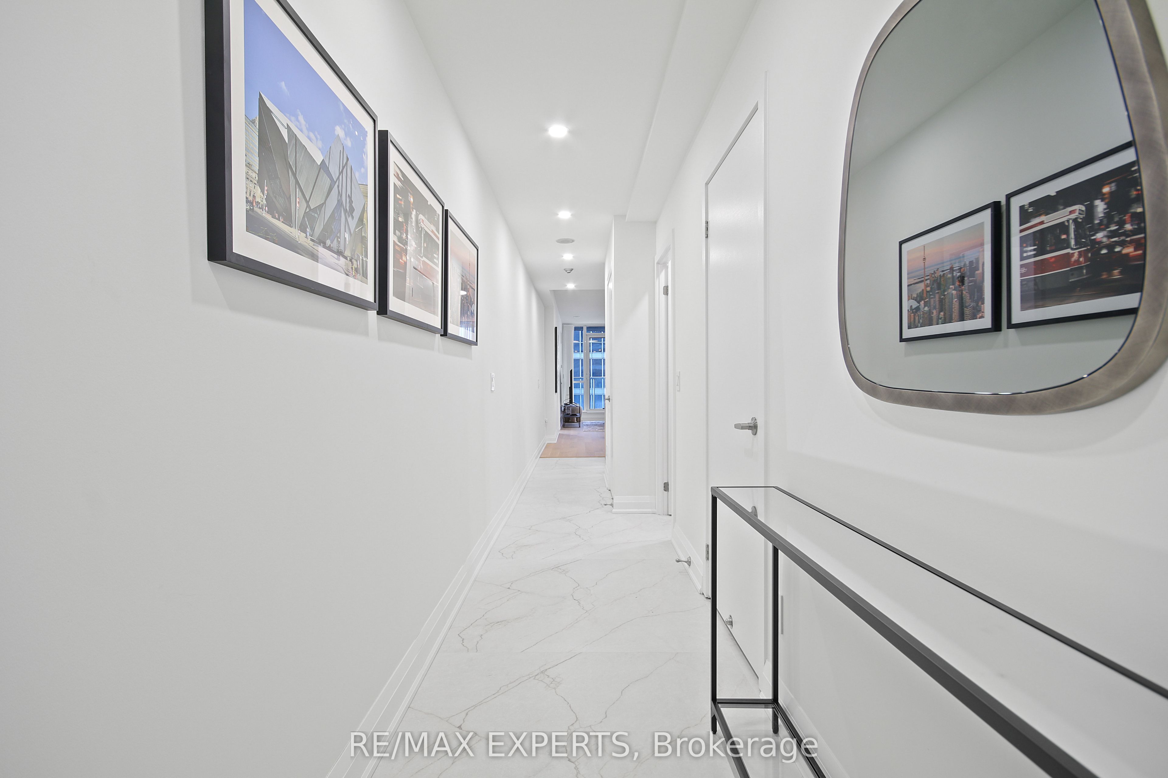 208 Queens Quay W 2011, Toronto, ON M5J 2Y5 photo 4