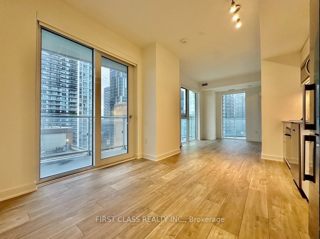 100 Dalhousie Street 1507, Toronto, ON M5B 0C7 photo 3