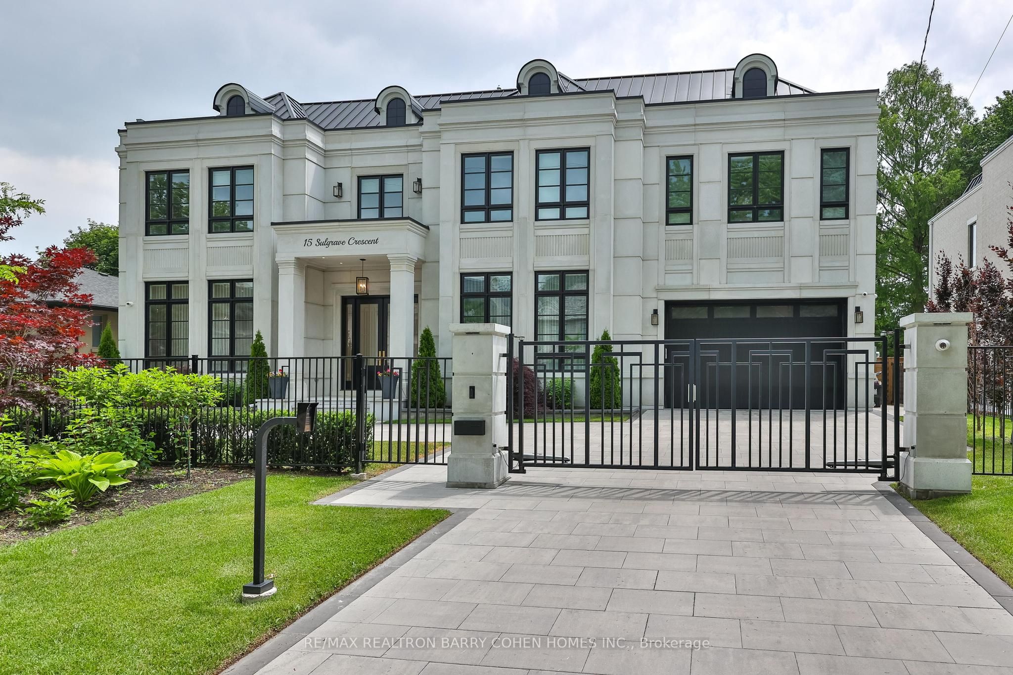 15 Sulgrave Crescent, Toronto, ON M2L 1W5 photo 2