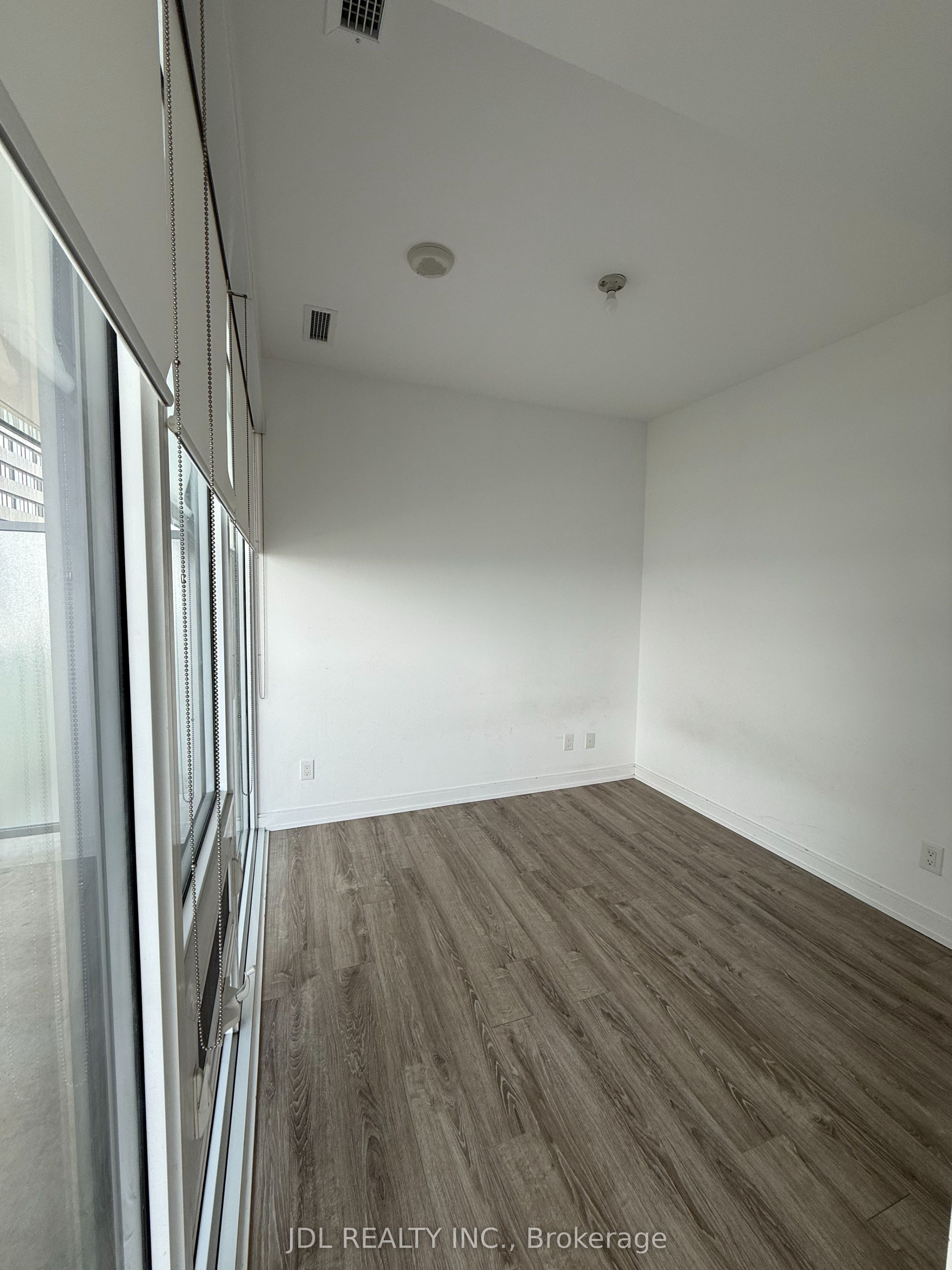 42 Charles Street 4008, Toronto, ON M4Y 1T4 photo 5