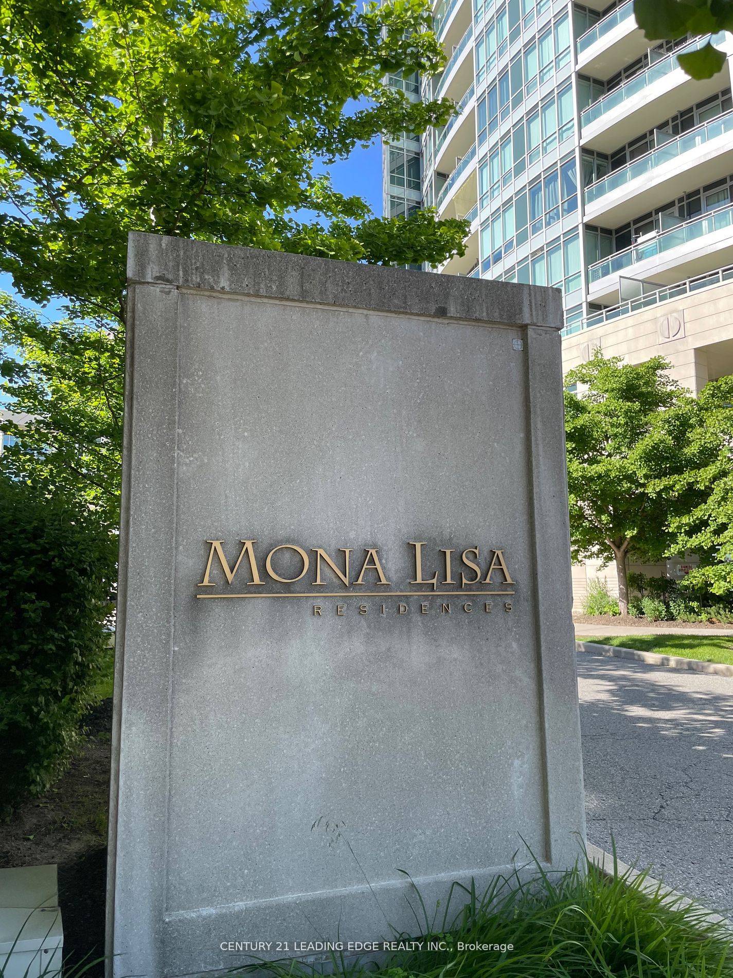 18 Holmes Avenue 1309, Toronto, ON M2N 0E1 photo 2