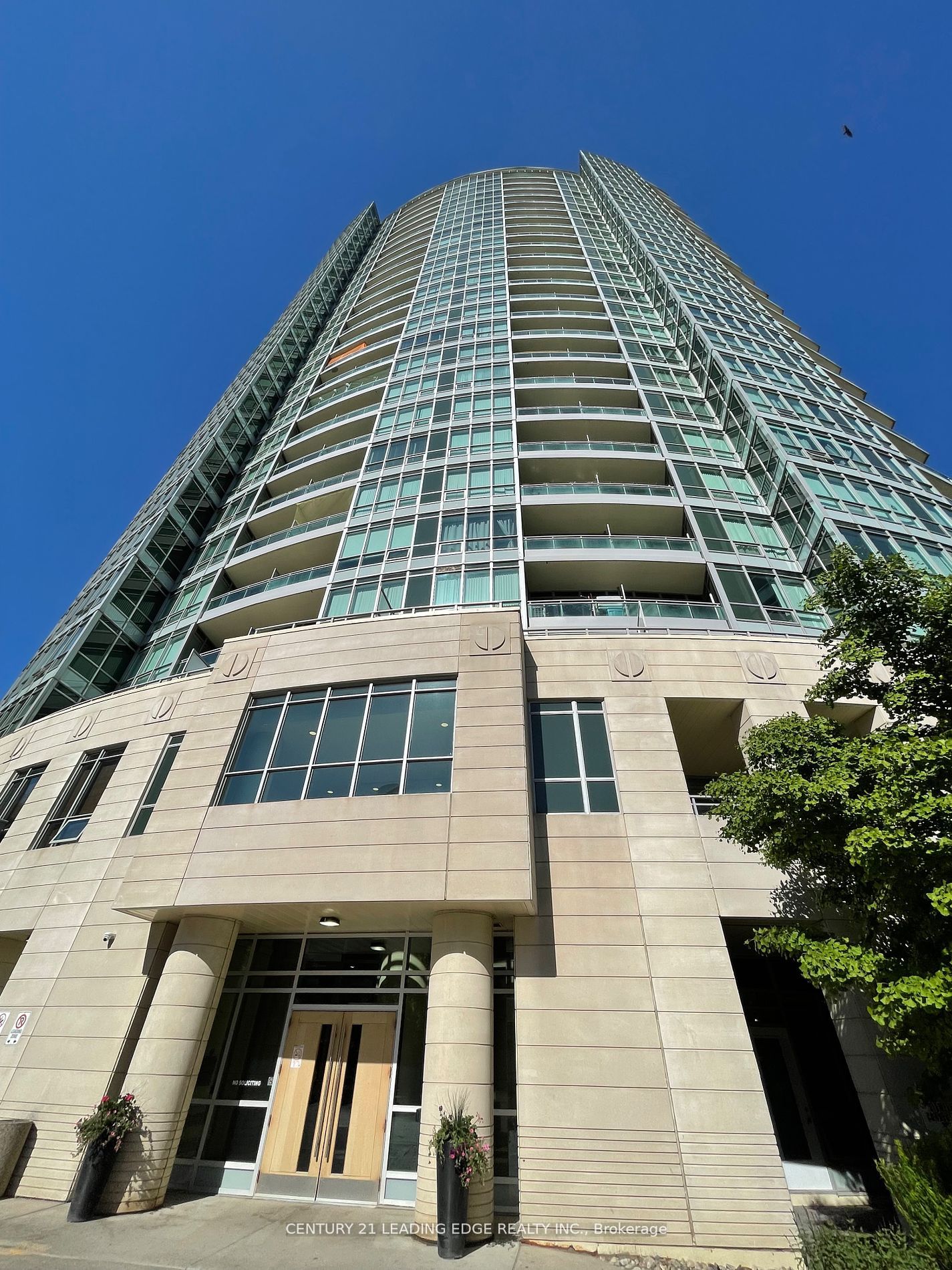 18 Holmes Avenue 1309, Toronto, ON M2N 0E1 photo 3