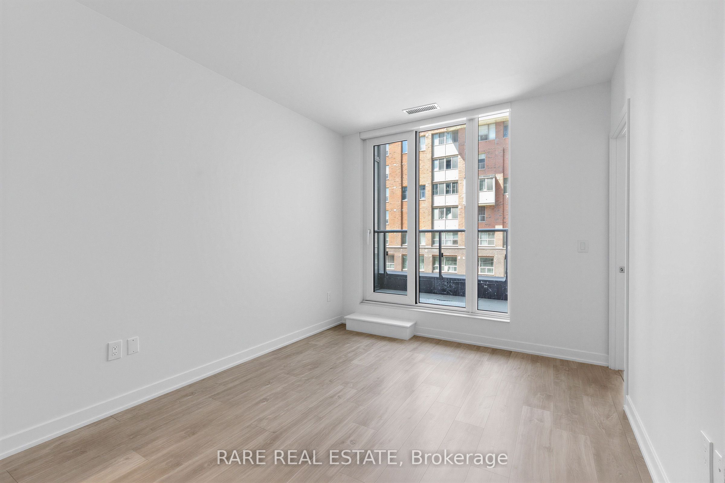 121 Lower Sherbourne Street 231 SW, Toronto, ON M5A 0W8 photo 3