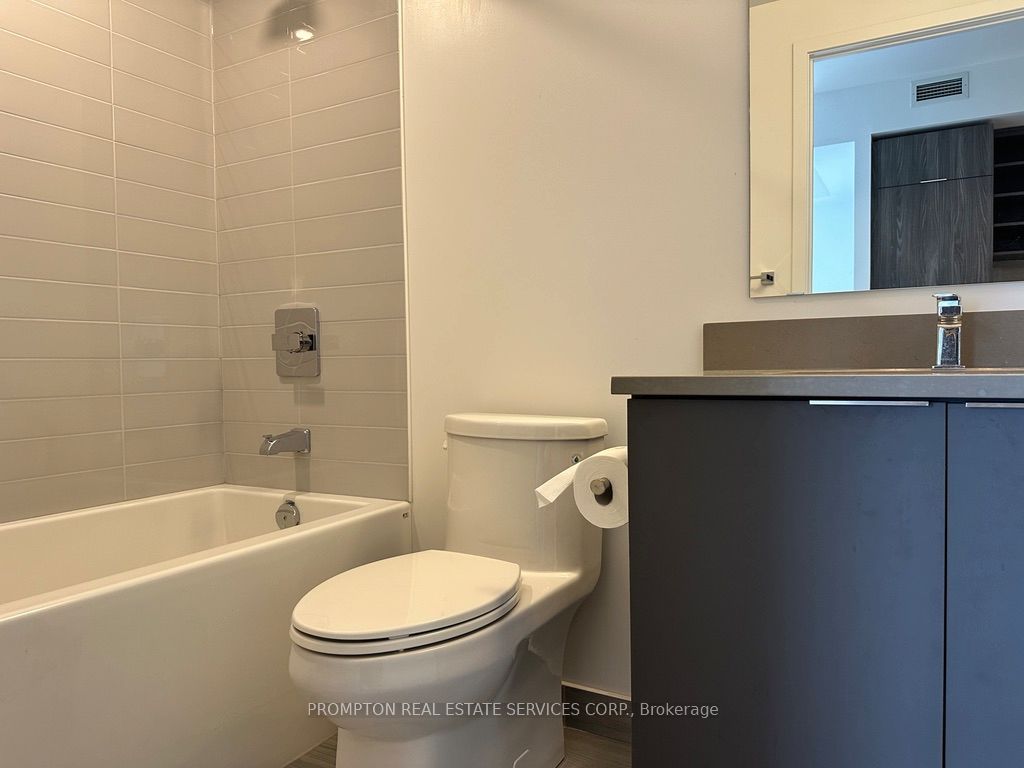 121 McMahon Drive 2112, Toronto, ON M2K 0C2 photo 5