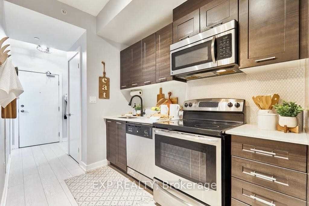 20 Bruyeres Mews 313, Toronto, ON M5V 0G8 photo 4