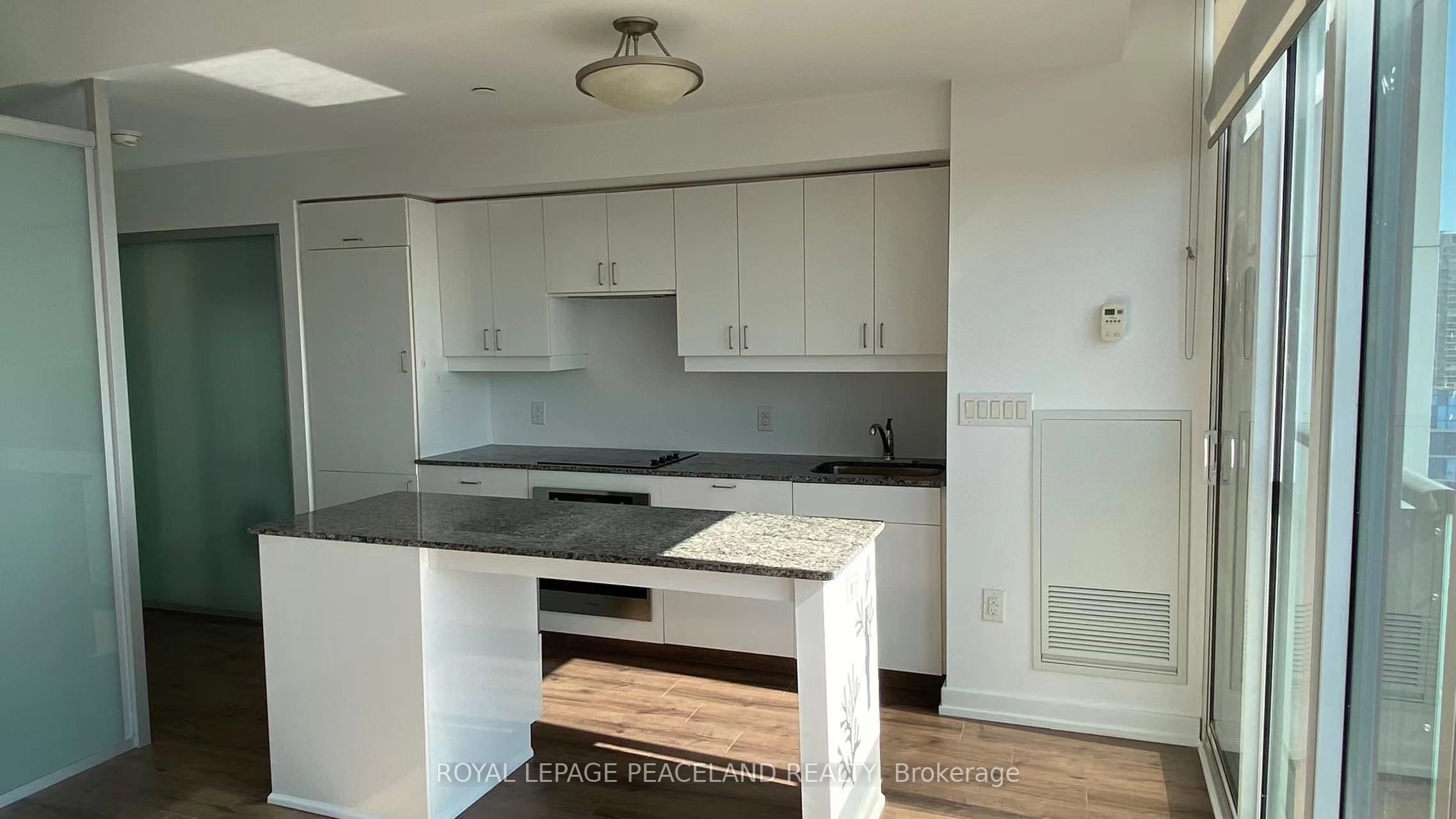 426 University Avenue 3101, Toronto, ON M5G 1S9 photo 4