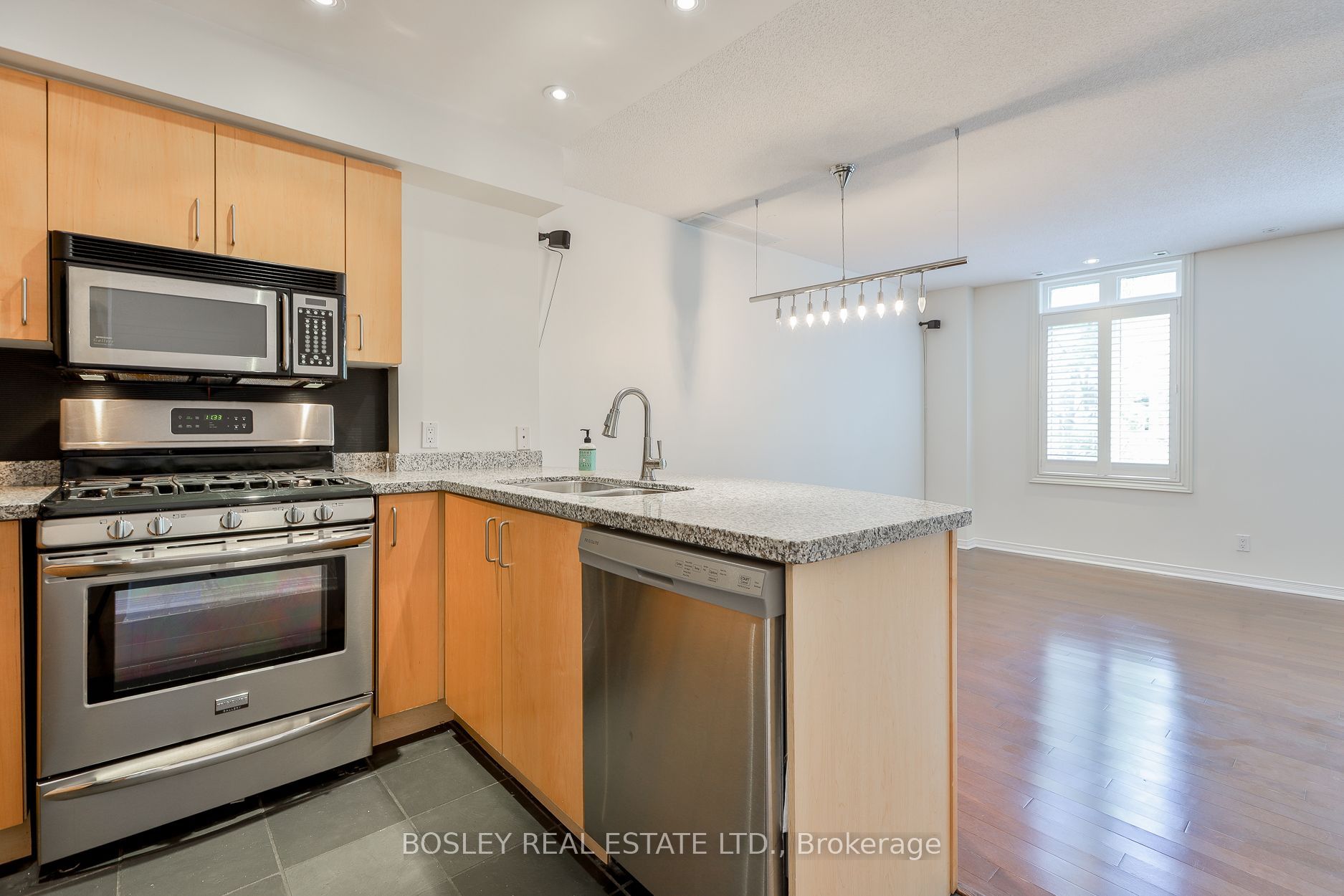 12 Sudbury Street 2211, Toronto, ON M6J 3W7 photo 4