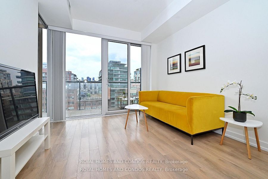 158 Front Street E 908, Toronto, ON M5A 0K9 photo 3