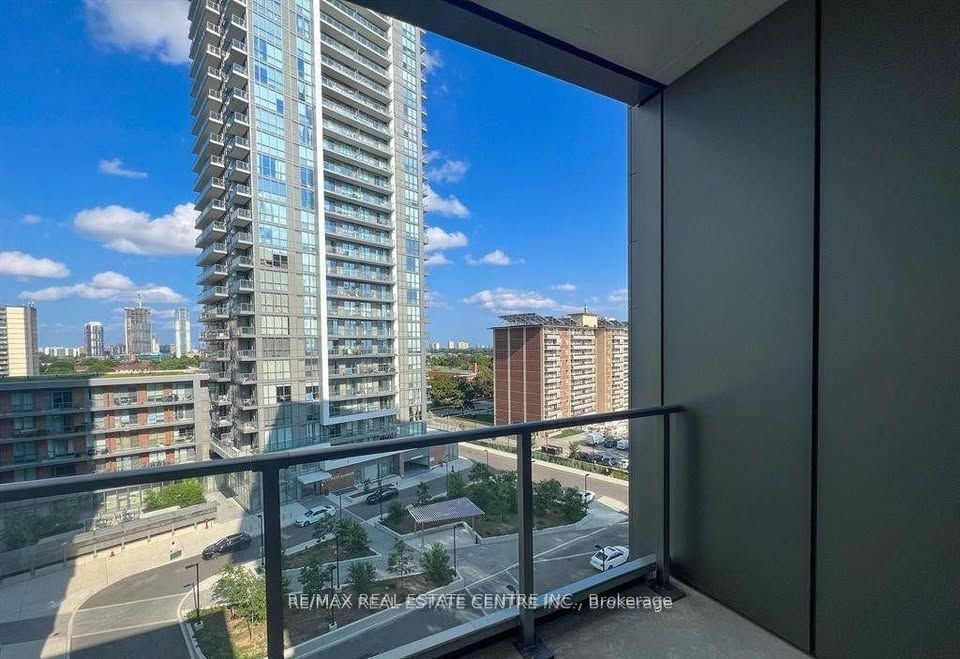 36 Forest Manor Road Unit #722, Road E, Toronto, ON M2J 1M1
