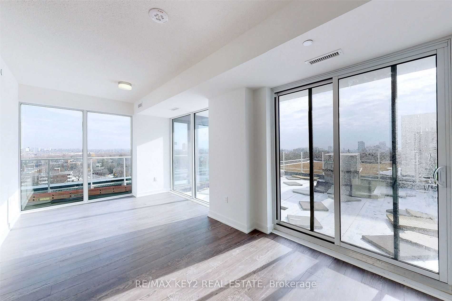 20 O'neill Road 724, Toronto, ON M3C 0R2 photo 3