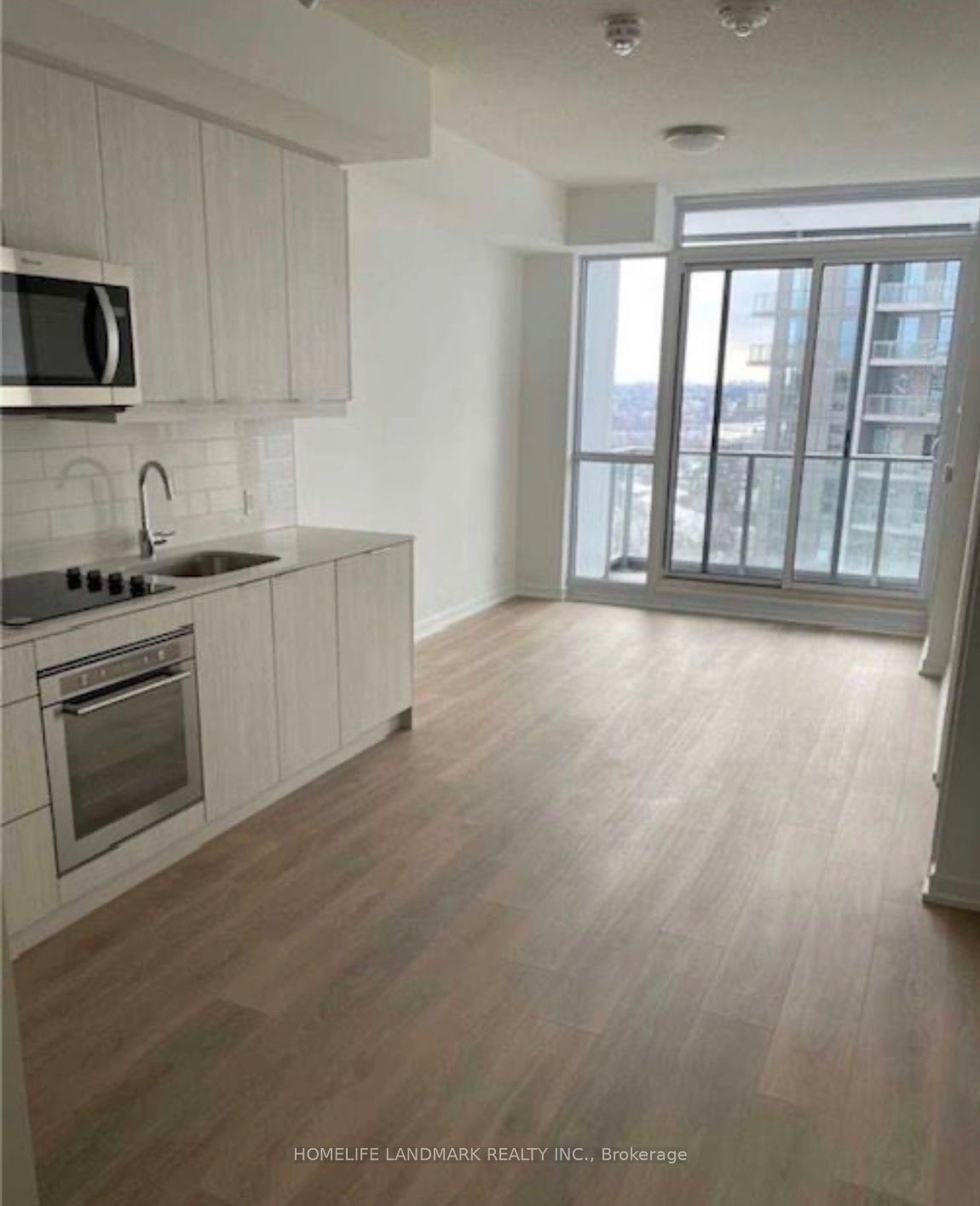 32 forest manor Road 811, Toronto, ON M2J 0H2 photo 5