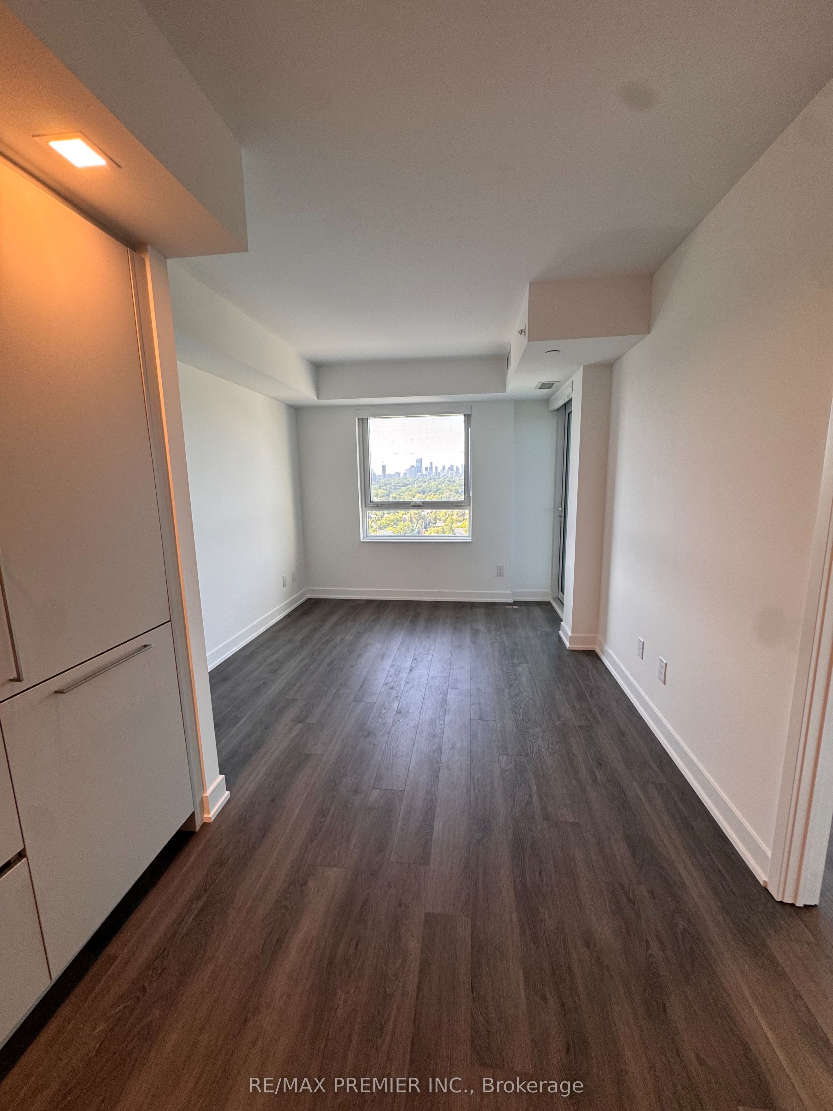 609 Sherbourne Street 1806, Toronto, ON M4X 0A4 photo 5
