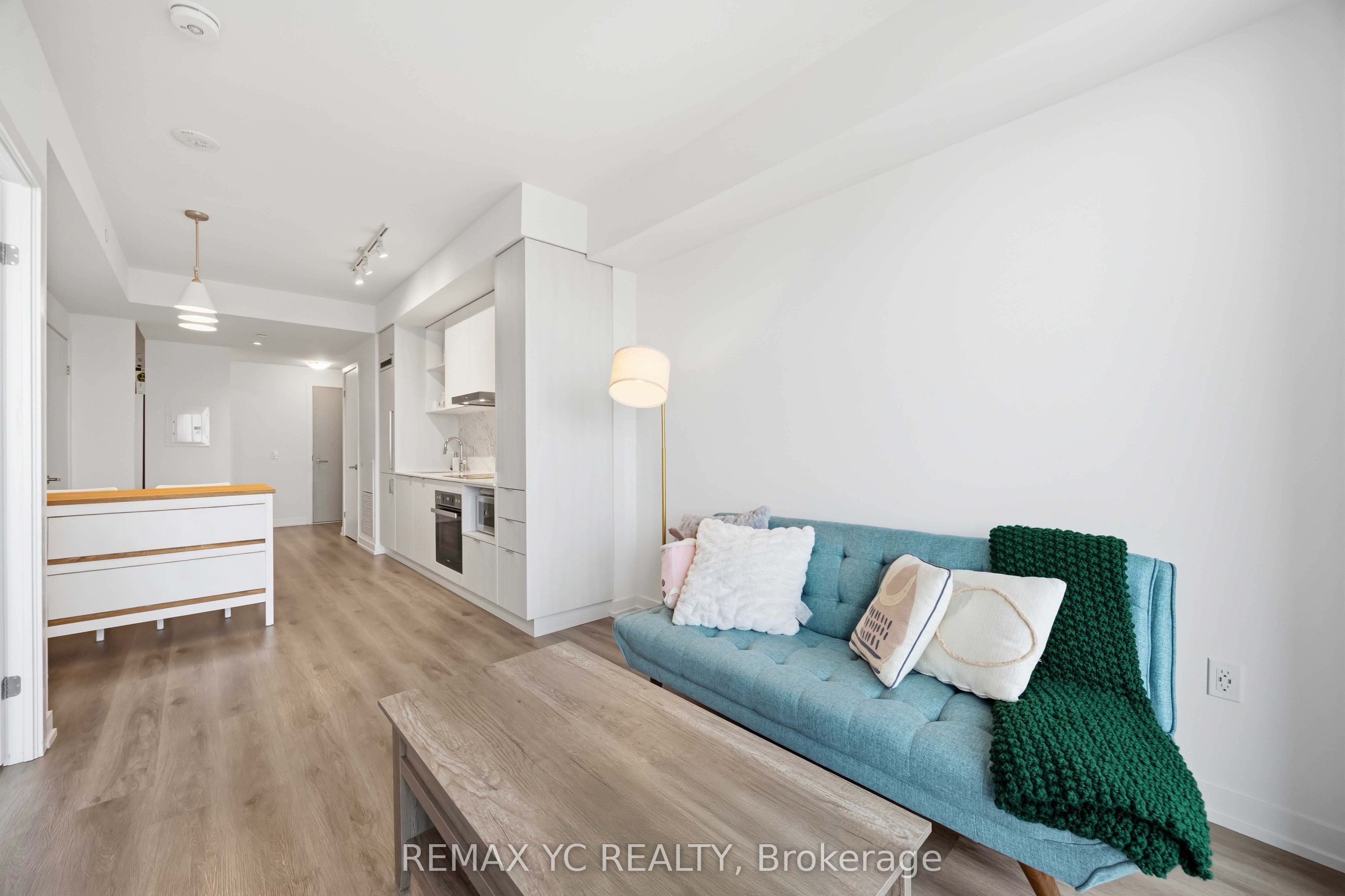 138 Downes Street 6301, Toronto, ON M5E 0E4 photo 4