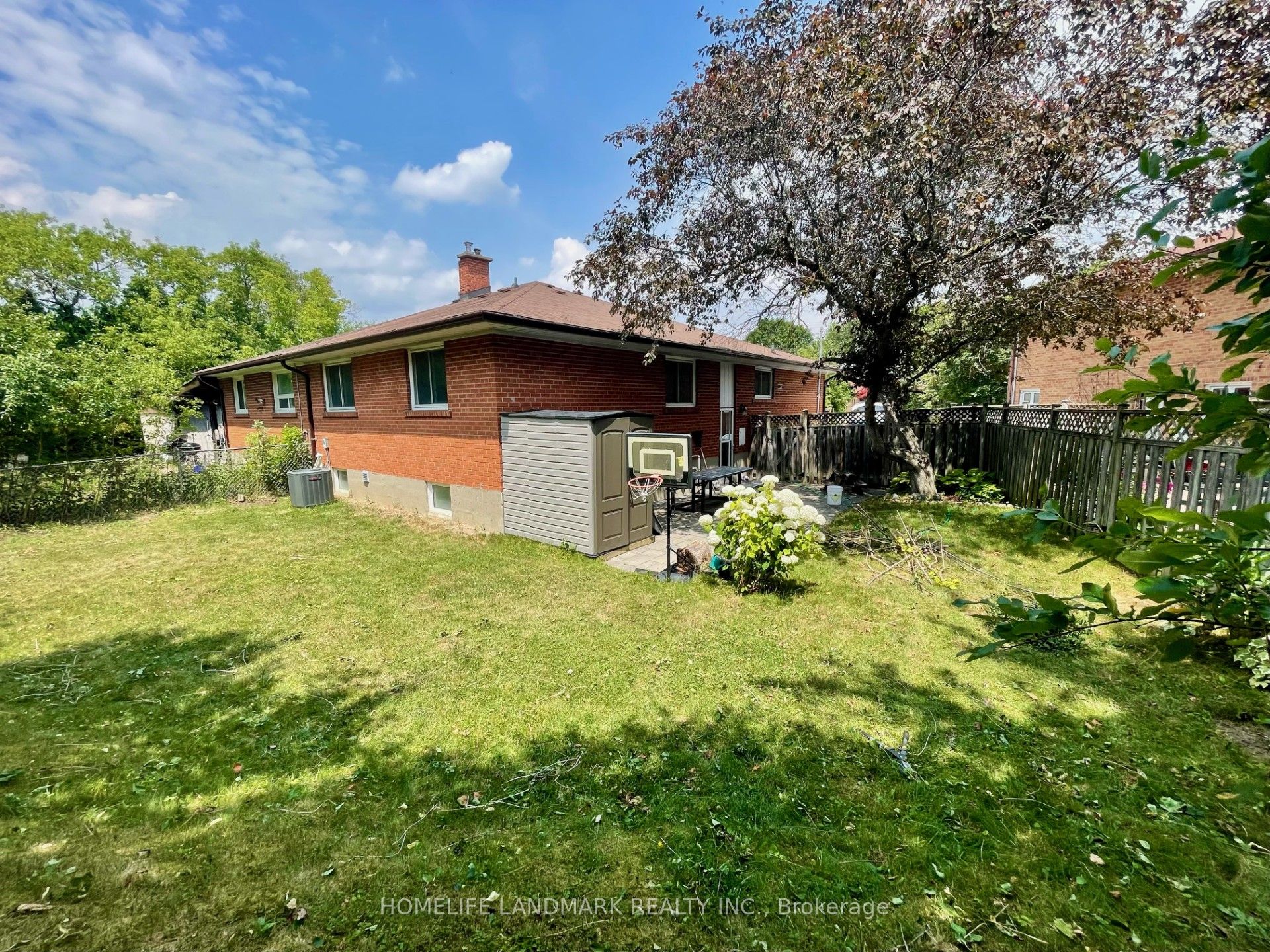 23 Beethoven Court, Toronto, ON M2H 1W1 photo 2
