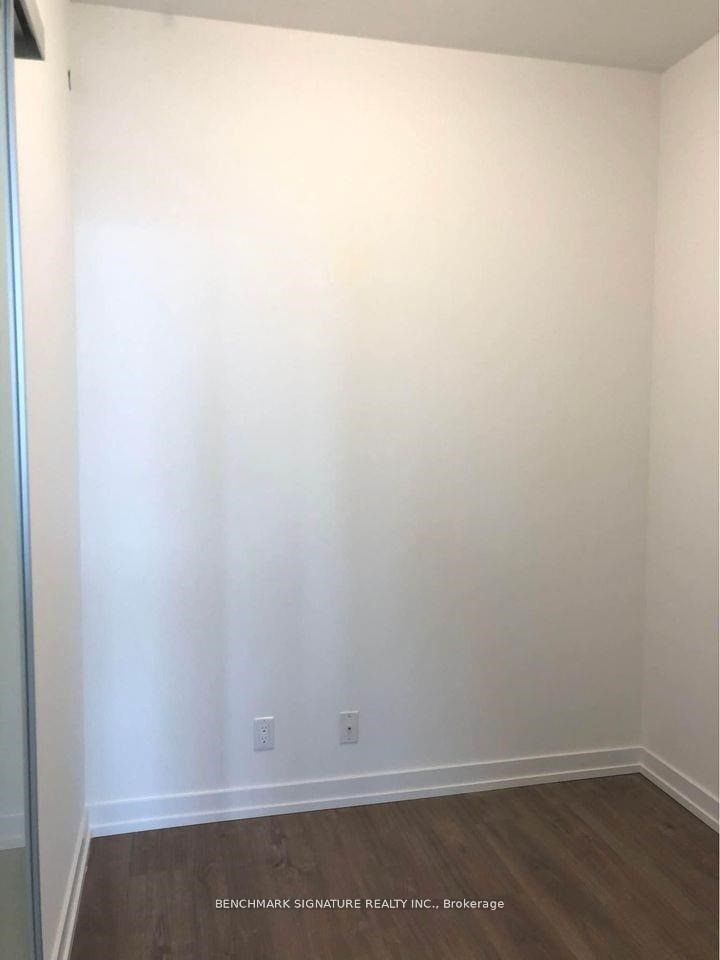 203 College Street 605, Toronto, ON M5T 0C8 photo 4