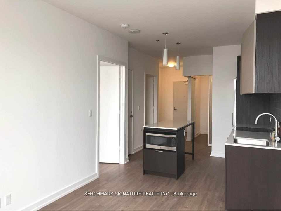 203 College Street 605, Toronto, ON M5T 0C8 photo 5