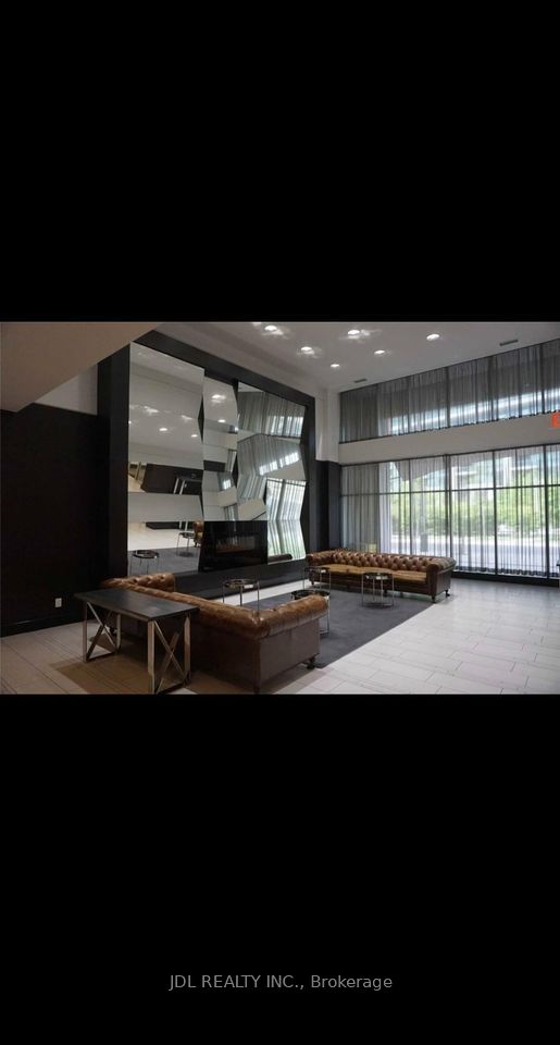 35 Bastion Street 1610, Toronto, ON M5V 0C2 photo 3