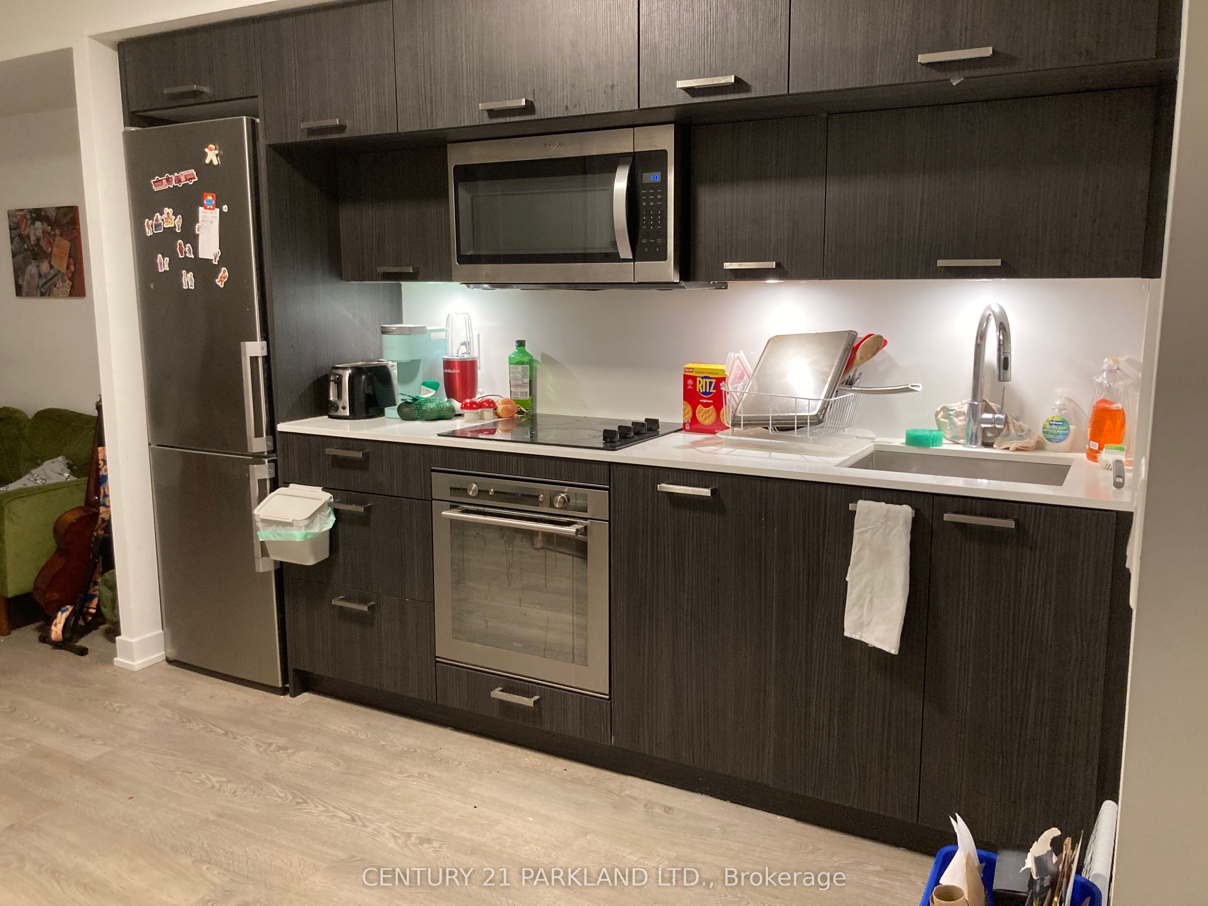 50 McCaul Street 607, Toronto, ON M5T 1V9 photo 2