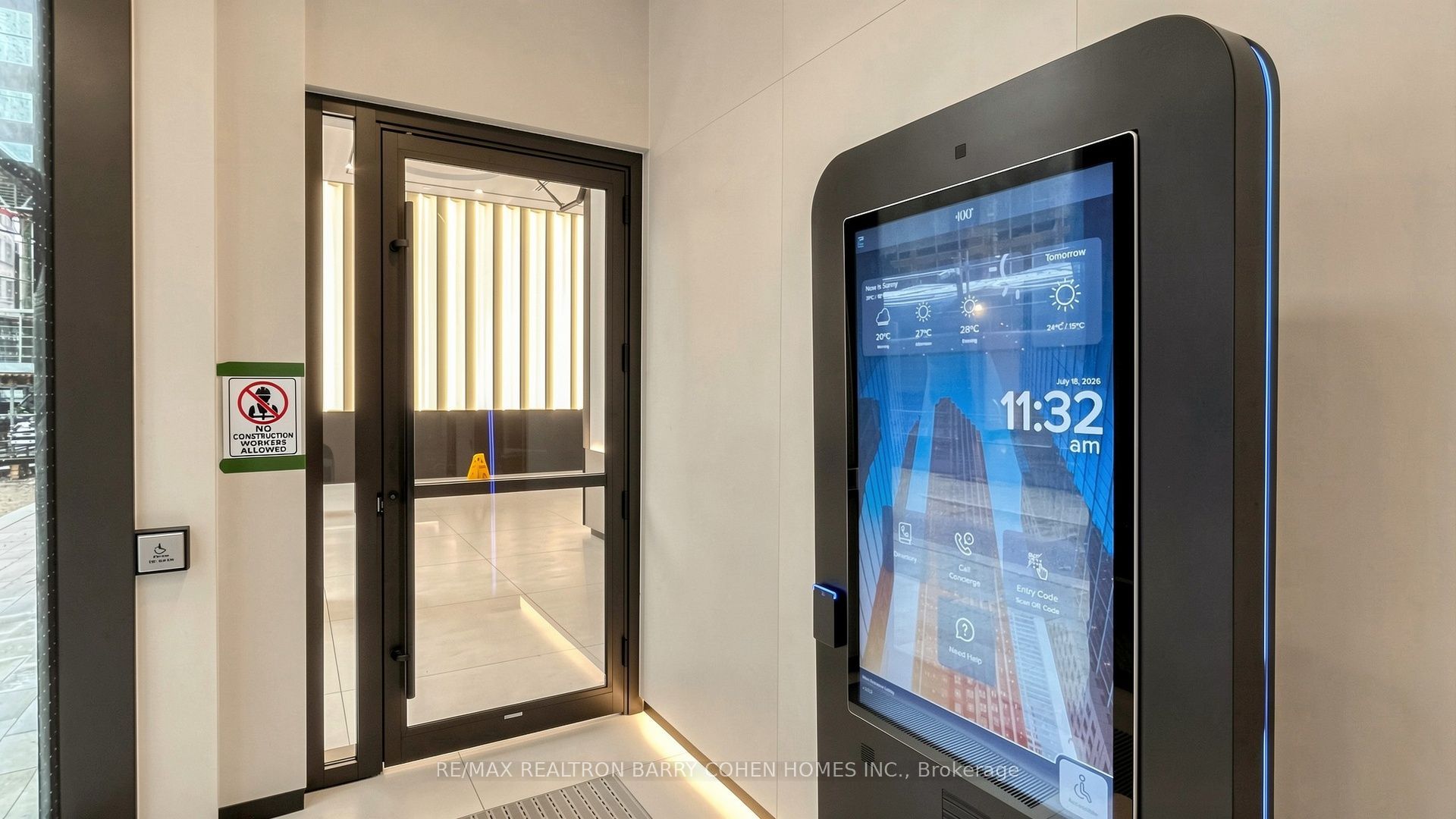 400 King Street W 823, Toronto, ON M5V 1K2 photo 5