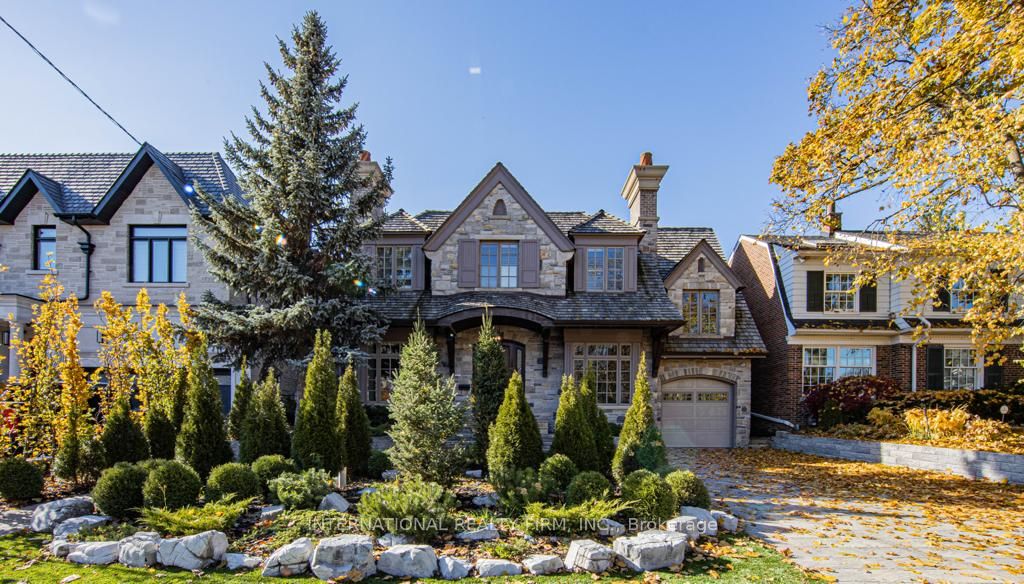 76 De Vere Gardens, Toronto, ON M5M 3E9 photo 2
