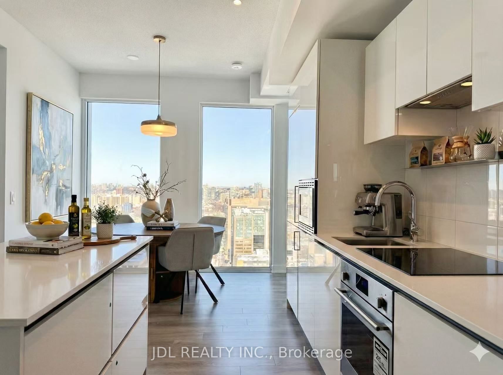 238 Simcoe Street 3709, Toronto, ON M5T 0E2