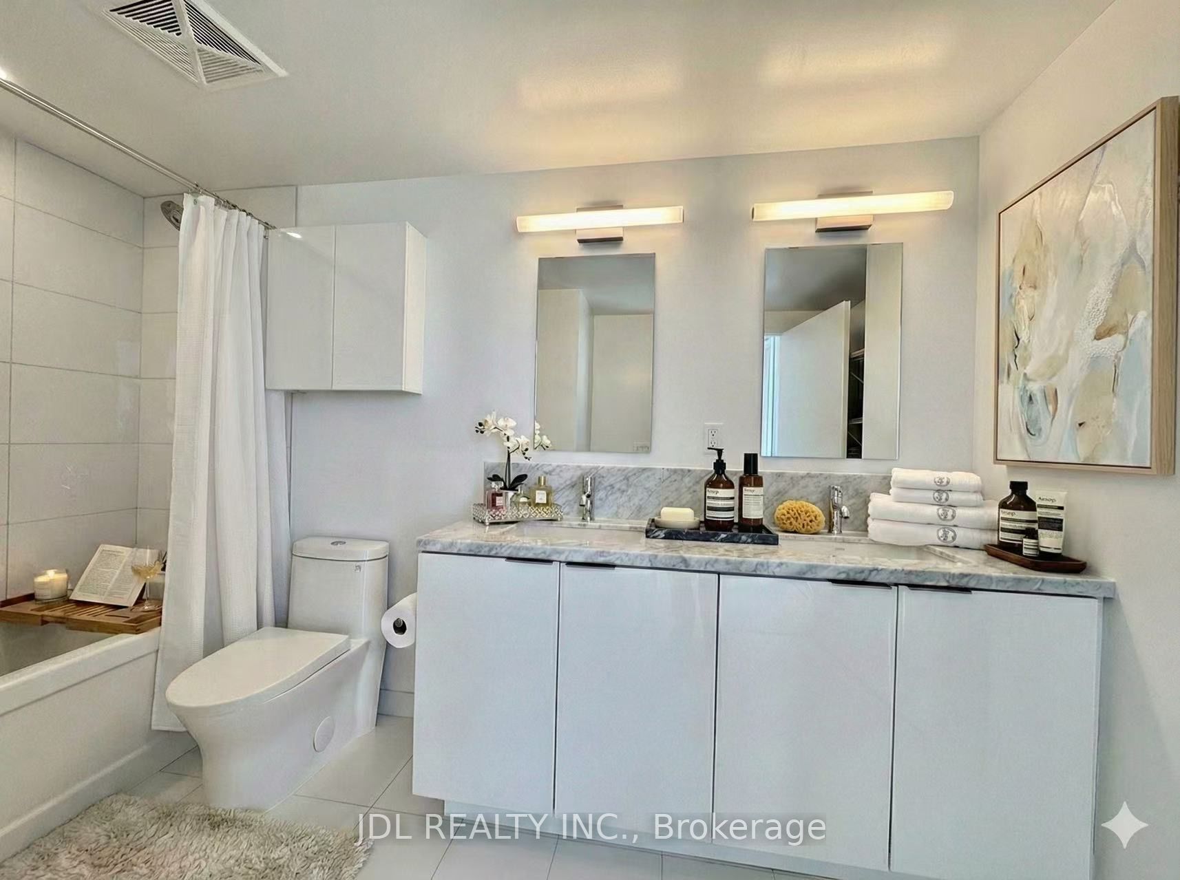 238 Simcoe Street 3709, Toronto, ON M5T 0E2 photo 3