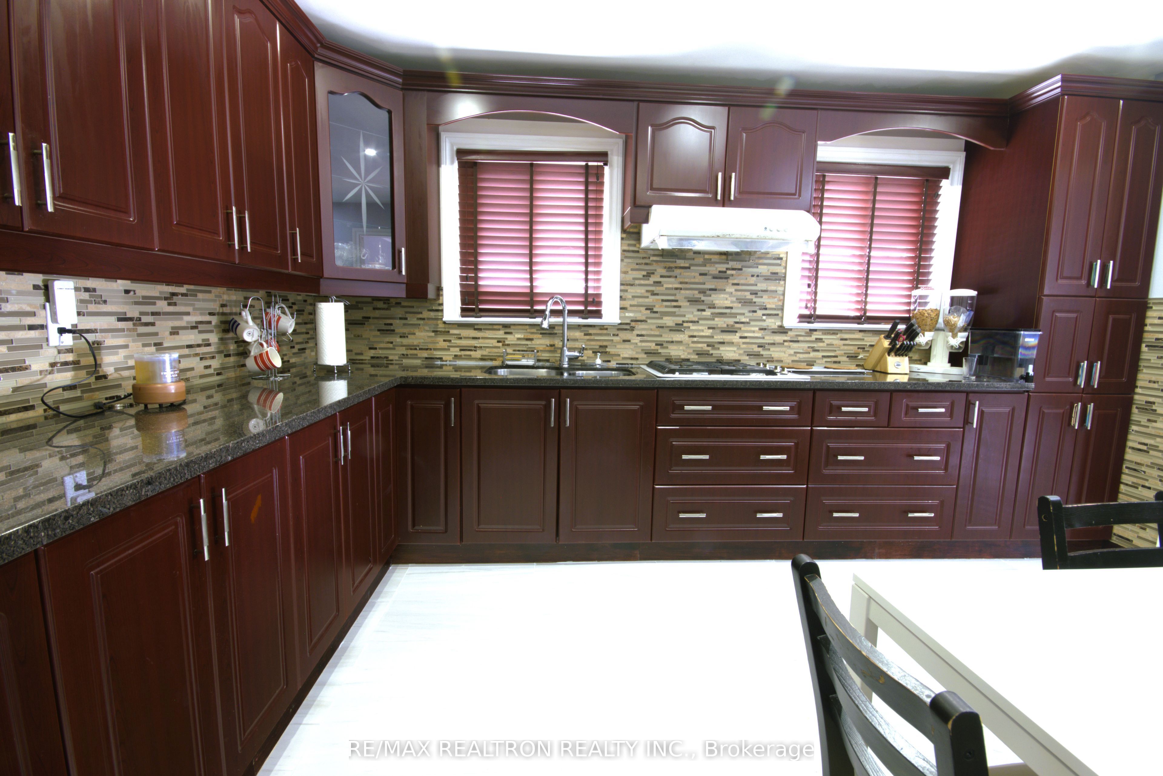 187 Apache Trail, Toronto, ON M2H 2J3 photo 5