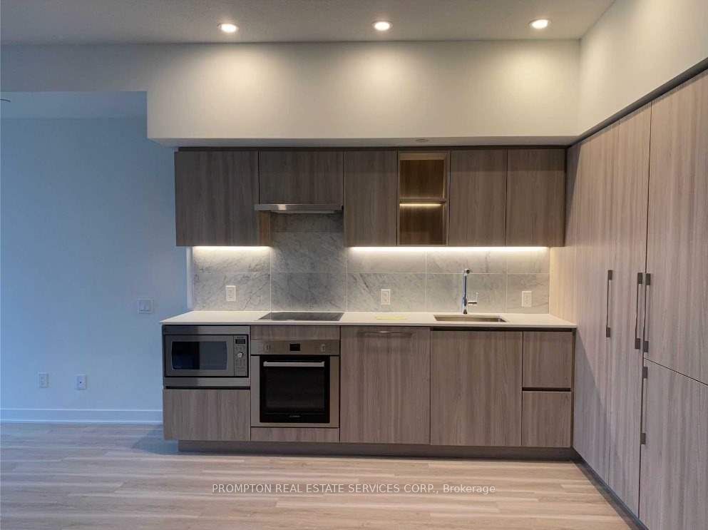 19 Bathurst Street 4107, Toronto, ON M5V 0N2 photo 3