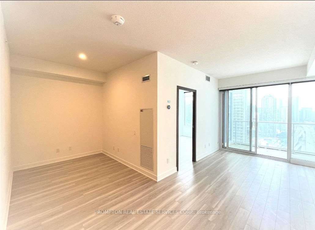 19 Bathurst Street 4107, Toronto, ON M5V 0N2 photo 5
