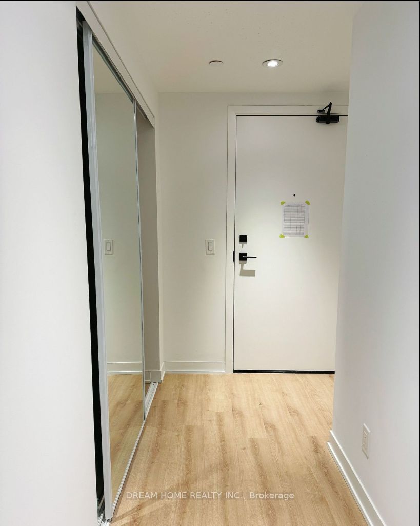 319 Jarvis Street 608, Toronto, ON M5B 0C8 photo 5