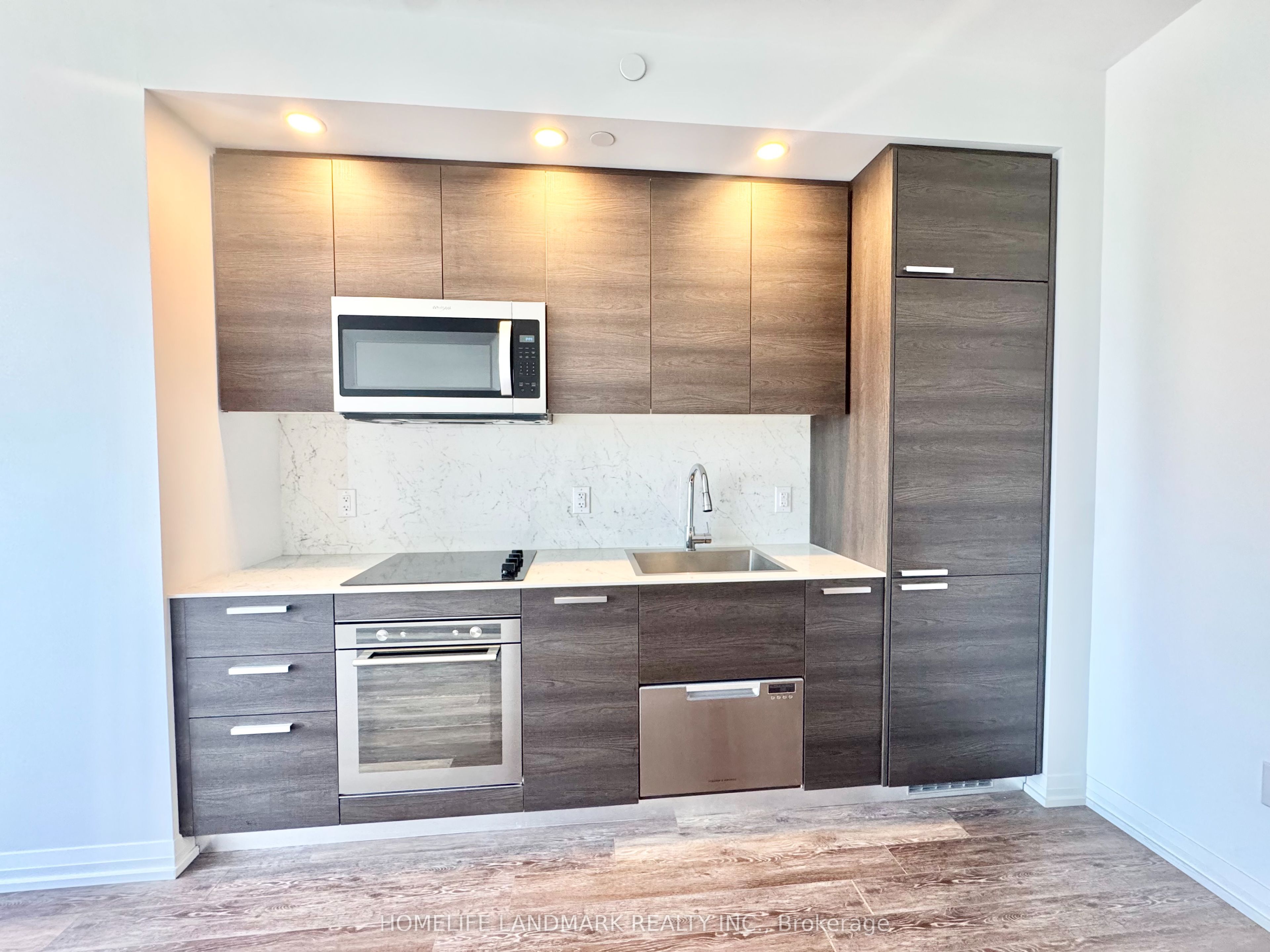 75 Canterbury Place 2506, Toronto, ON M2N 0L2 photo 5