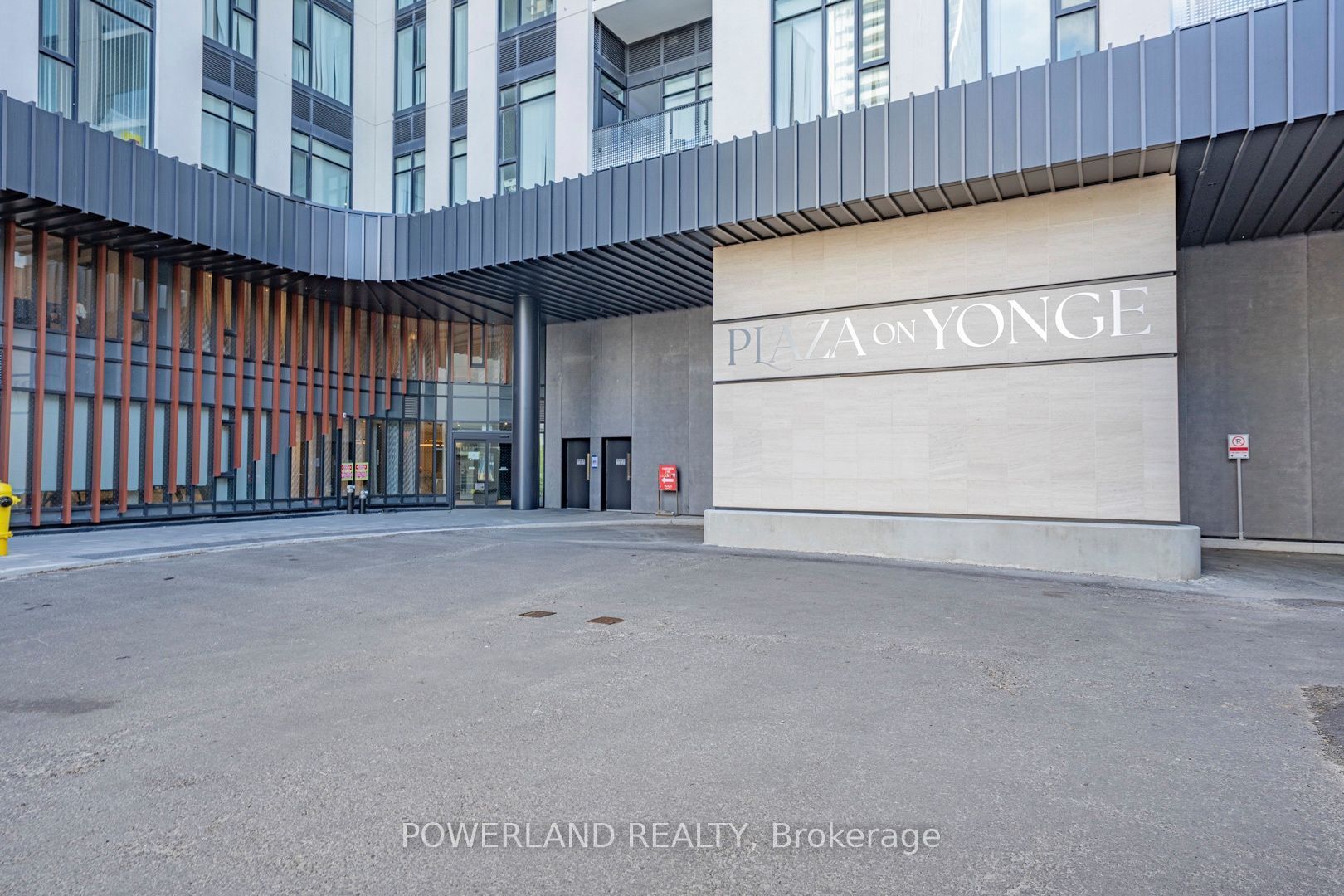 5858 Yonge Street 2423, Toronto, ON M2M 0C6 photo 3