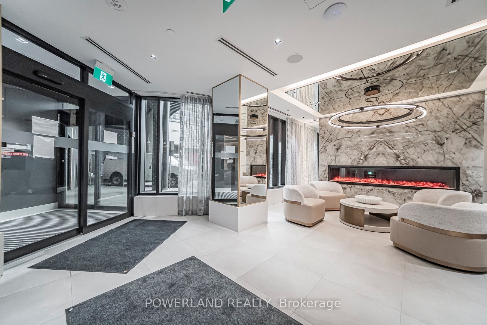 5858 Yonge Street 2423, Toronto, ON M2M 0C6 photo 5