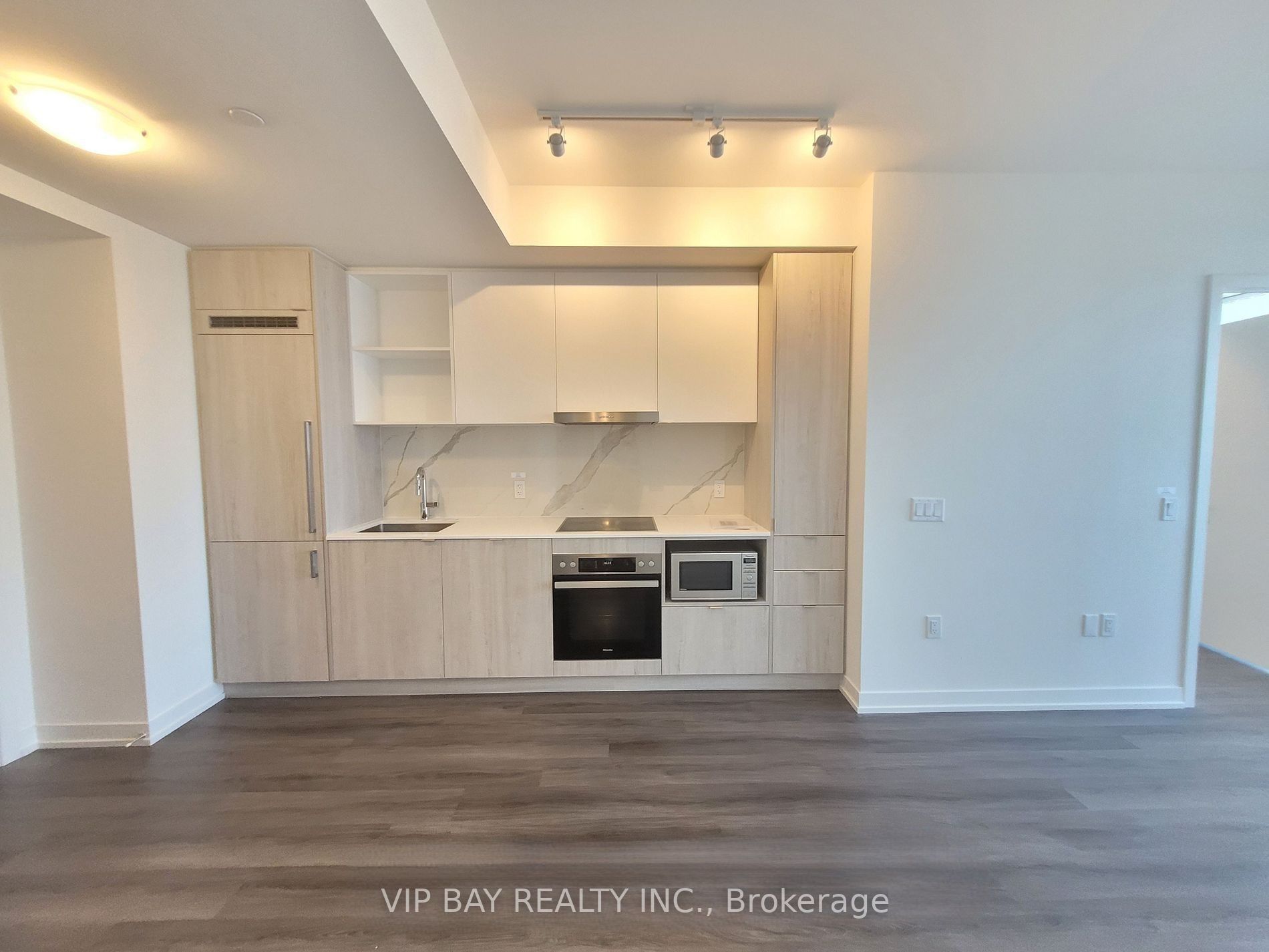 138 Downes Street 5505, Toronto, ON M5E 0E4 photo 2