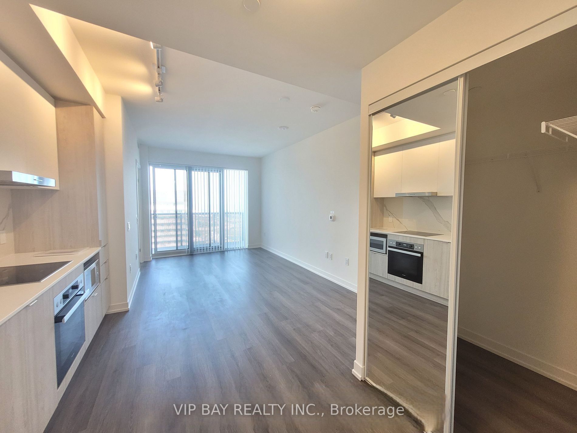 138 Downes Street 5505, Toronto, ON M5E 0E4 photo 3