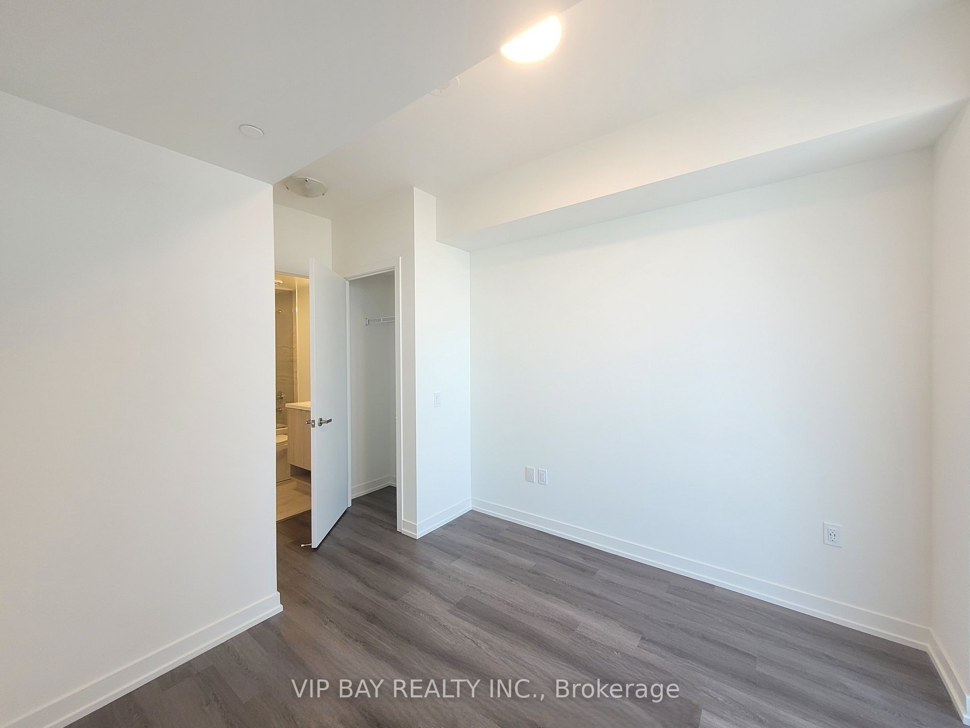 138 Downes Street 5505, Toronto, ON M5E 0E4 photo 4
