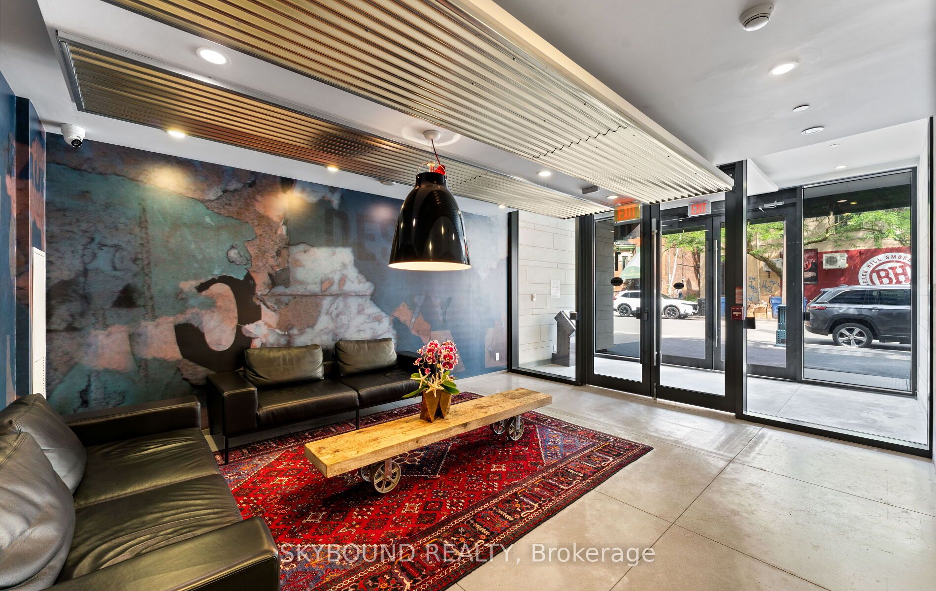 5 St. Joseph Street E 223, Toronto, ON M4Y 0B6 photo 3