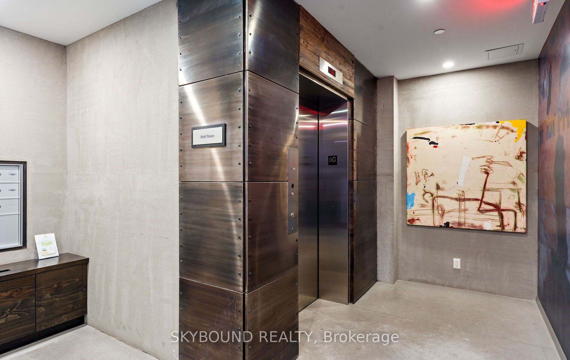 5 St. Joseph Street E 223, Toronto, ON M4Y 0B6 photo 5