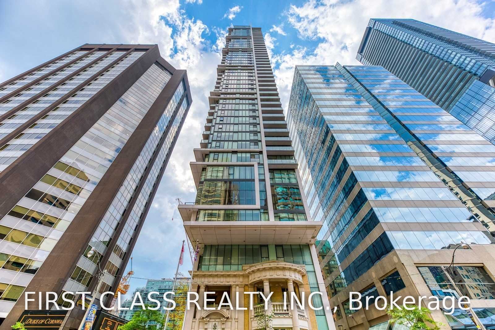 426 University Avenue 1901, Toronto, ON M5G 1S9 photo 2