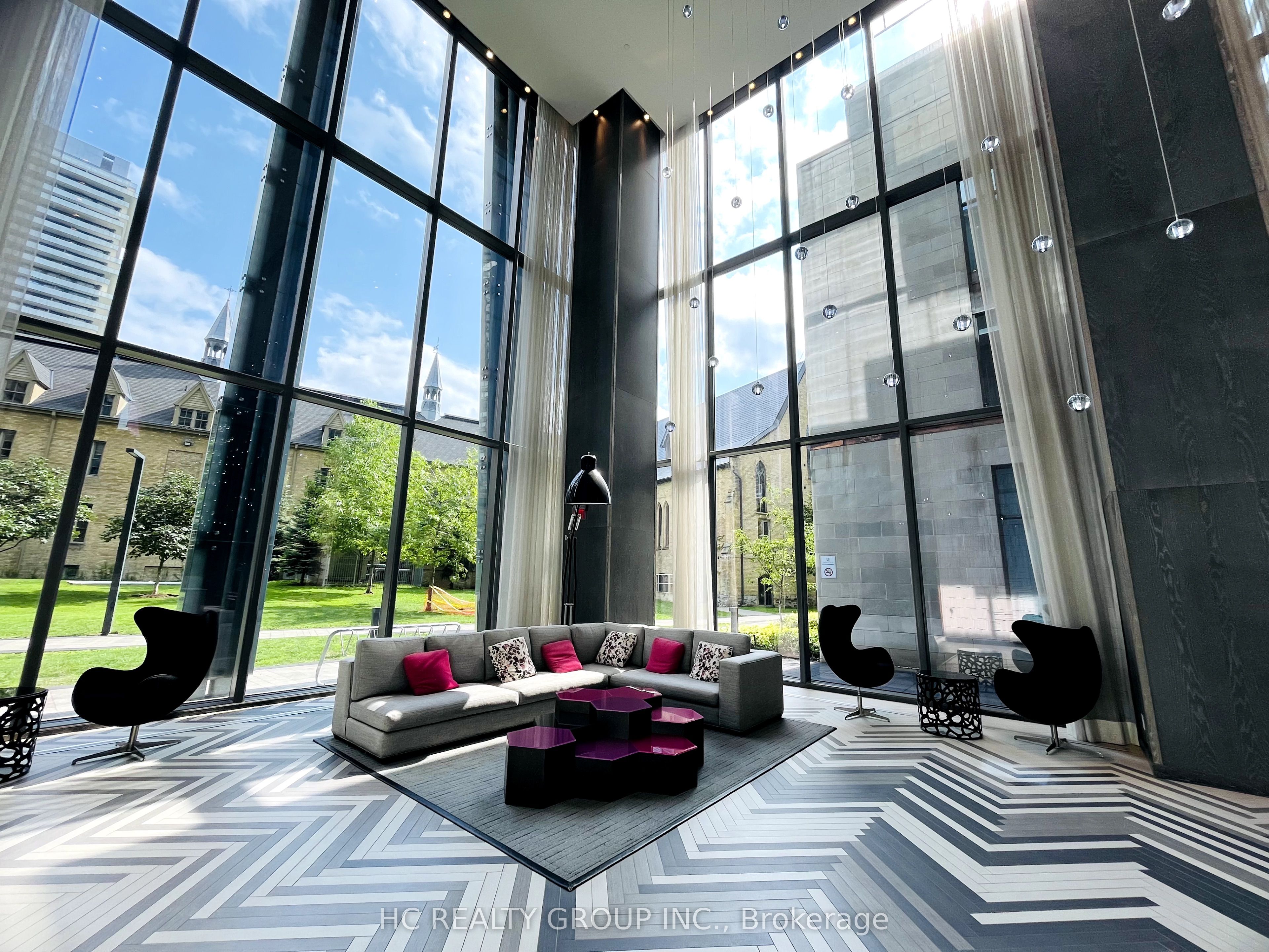1080 Bay Street 4406, Toronto, ON M5S 0A5 photo 2